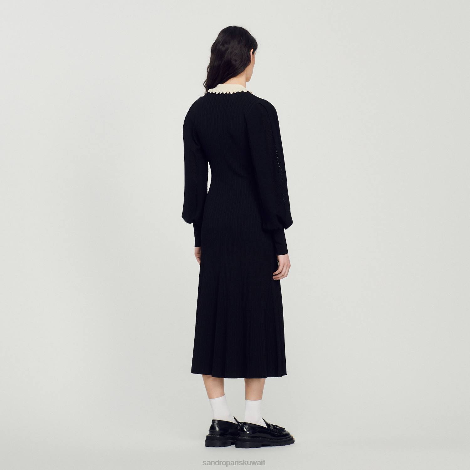 ثياب Sandro Paris فستان طويل بأكمام طويلة أسود نحيف ZJ00103