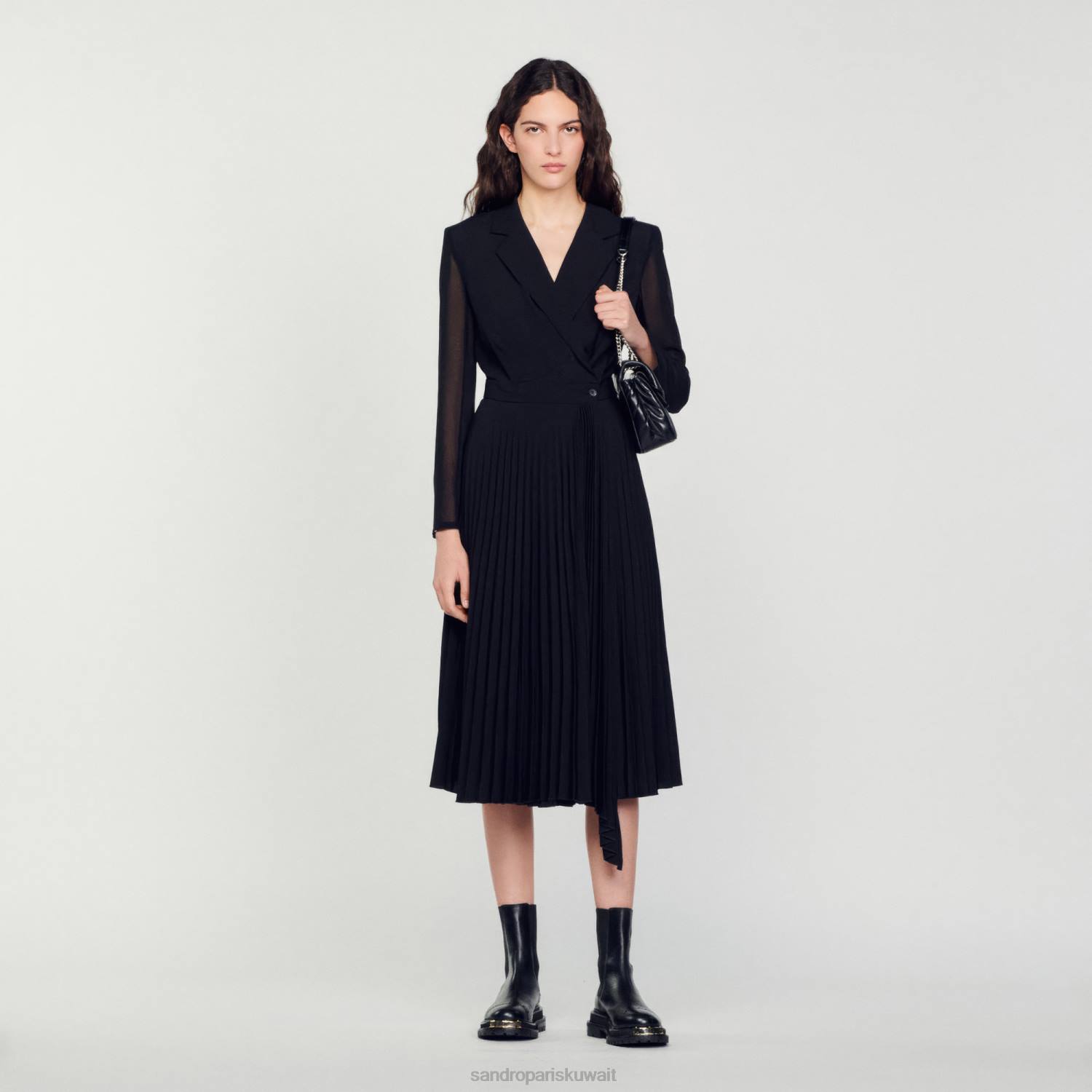 ثياب Sandro Paris فستان بأكمام طويلة من مادة مزدوجة أسود نحيف ZJ00121
