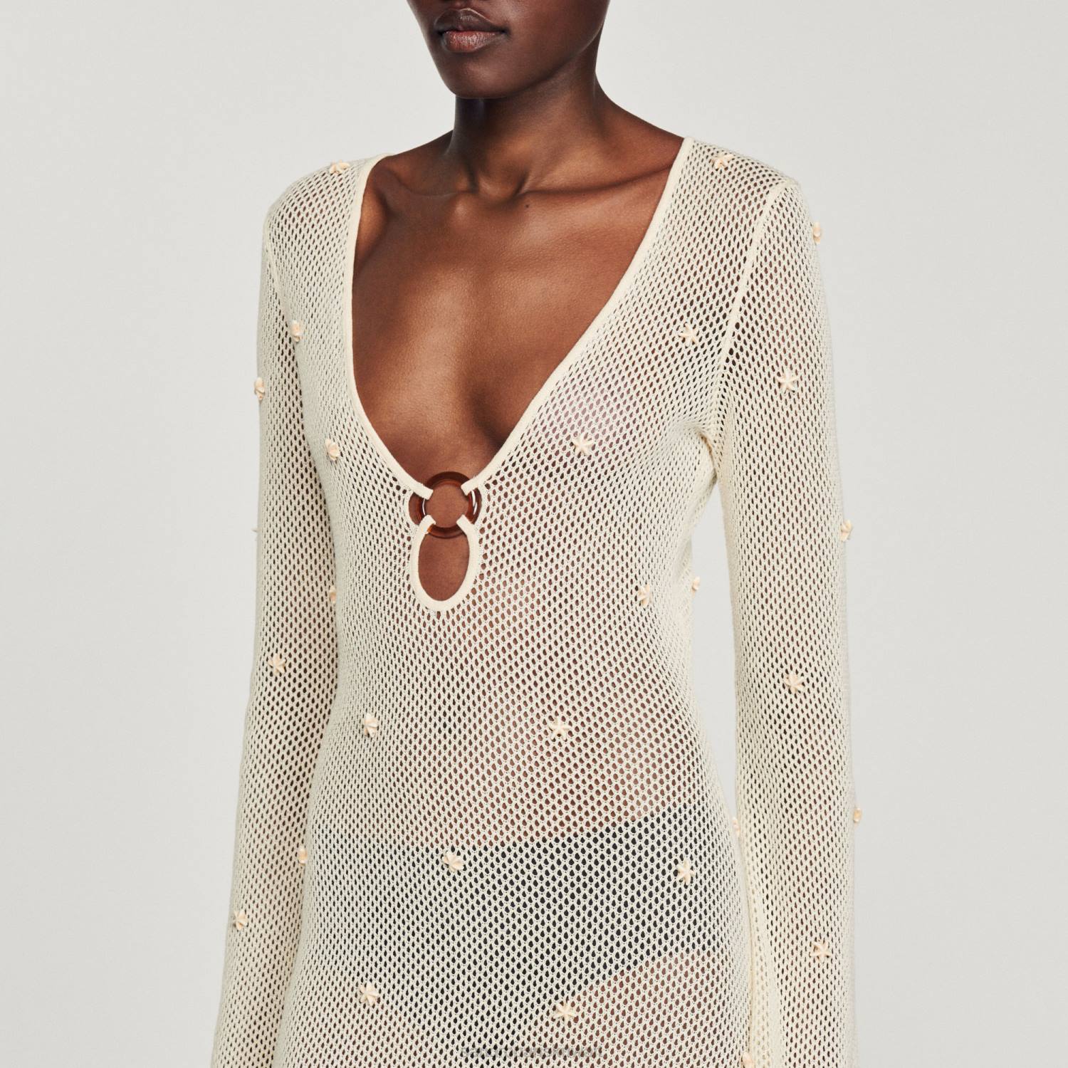 ثياب Sandro Paris فستان طويل شبكي مزين بالترتر بيج فاتح نحيف ZJ00122