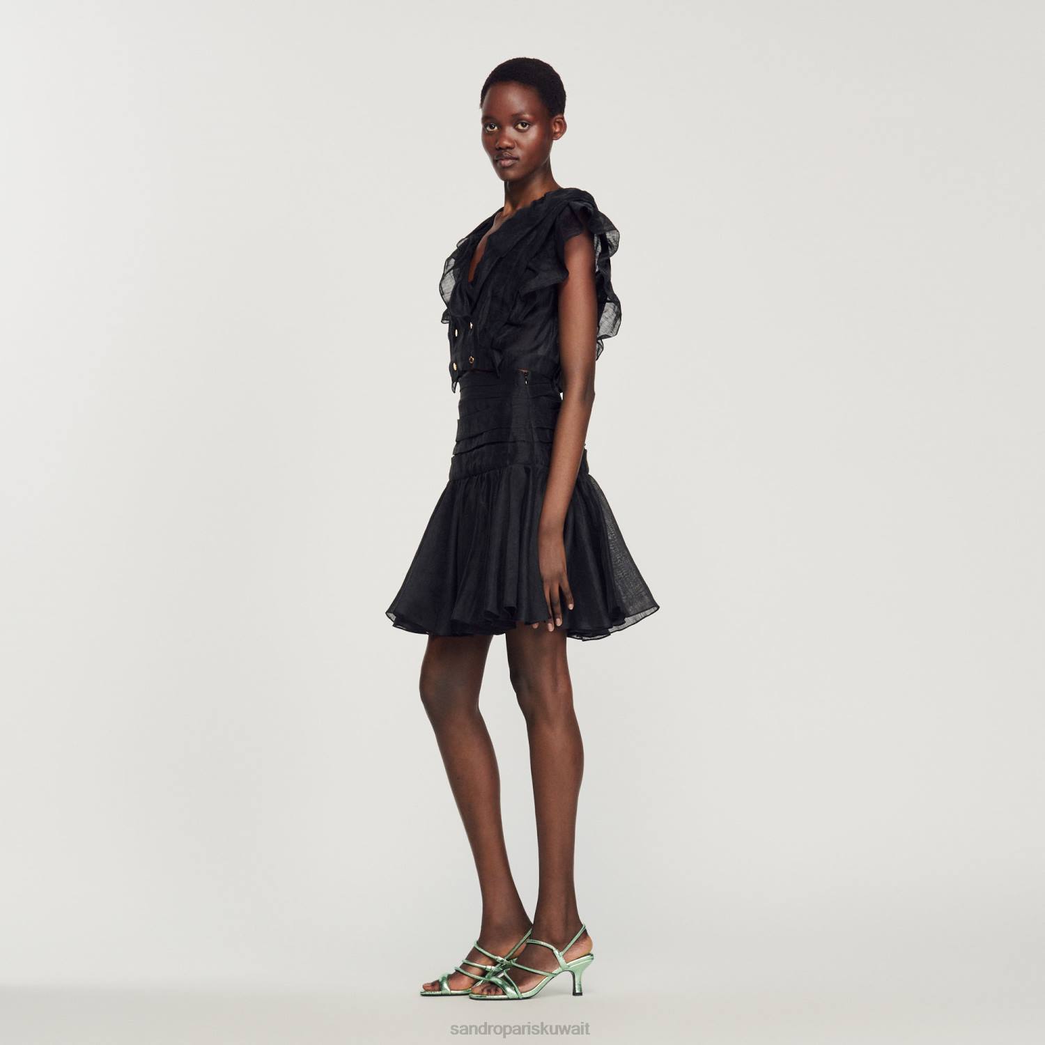 ثياب Sandro Paris كشكش أعلى المحاصيل أسود نحيف ZJ00131