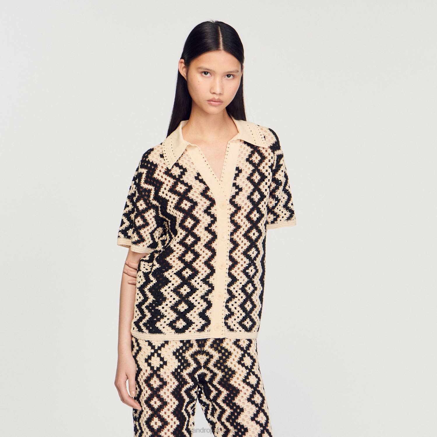 ثياب Sandro Paris قمة الكروشيه أسود/إكرو نحيف ZJ00139