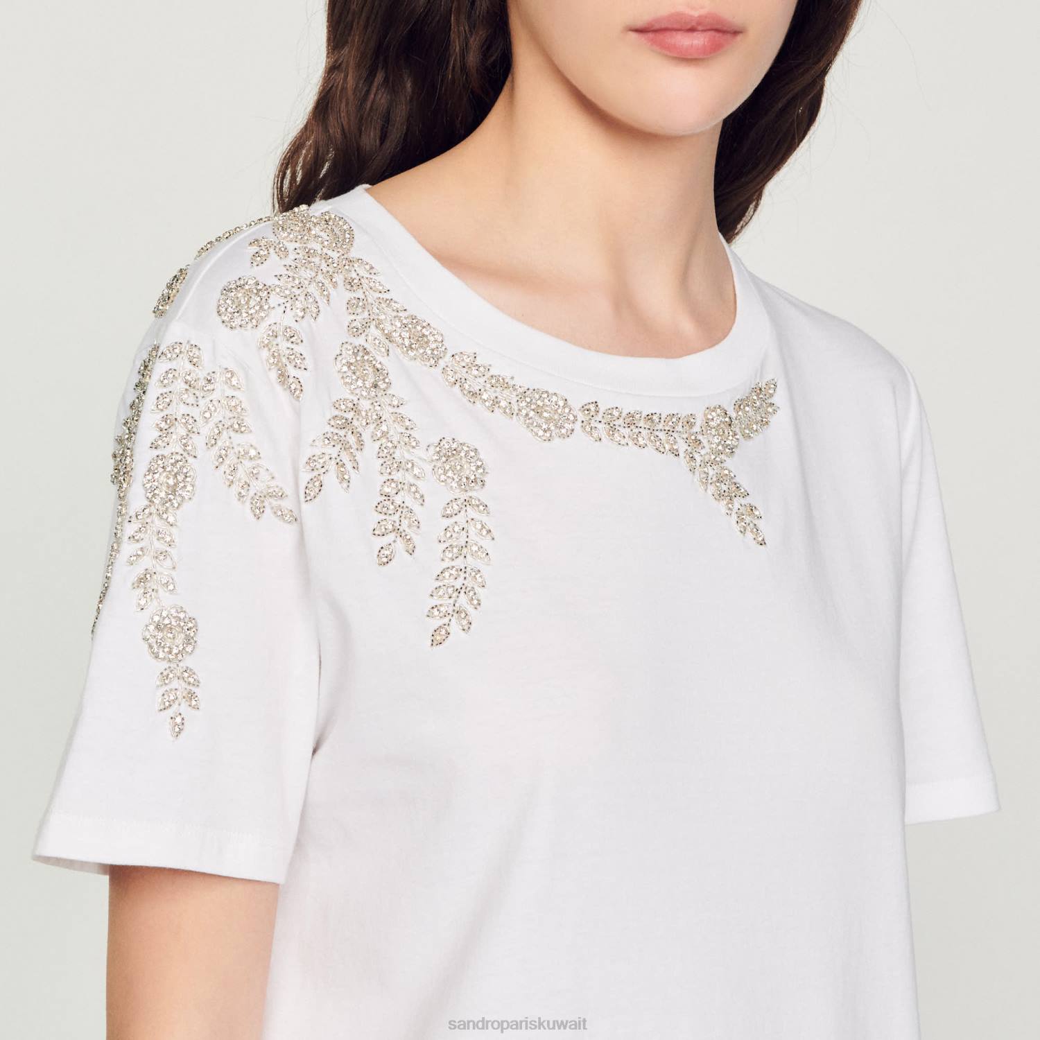 ثياب Sandro Paris تي شيرت مزين بحجر الراين أبيض نحيف ZJ00150