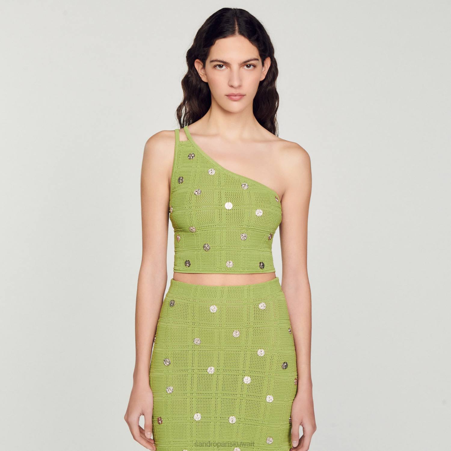 ثياب Sandro Paris أعلى المحاصيل متماسكة أخضر زيتوني نحيف ZJ00153