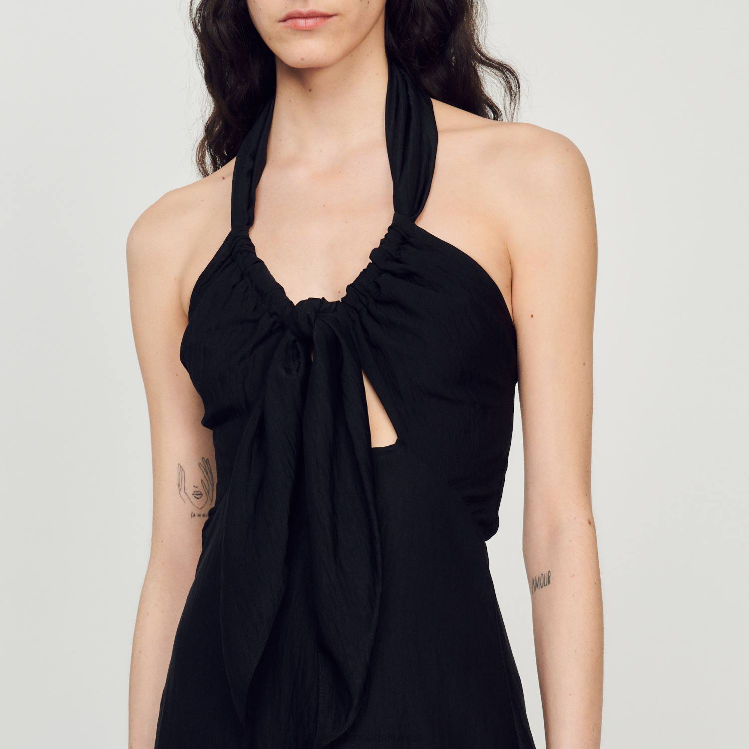 ثياب Sandro Paris ربط فستان عارية الذراعين أسود نحيف ZJ00206