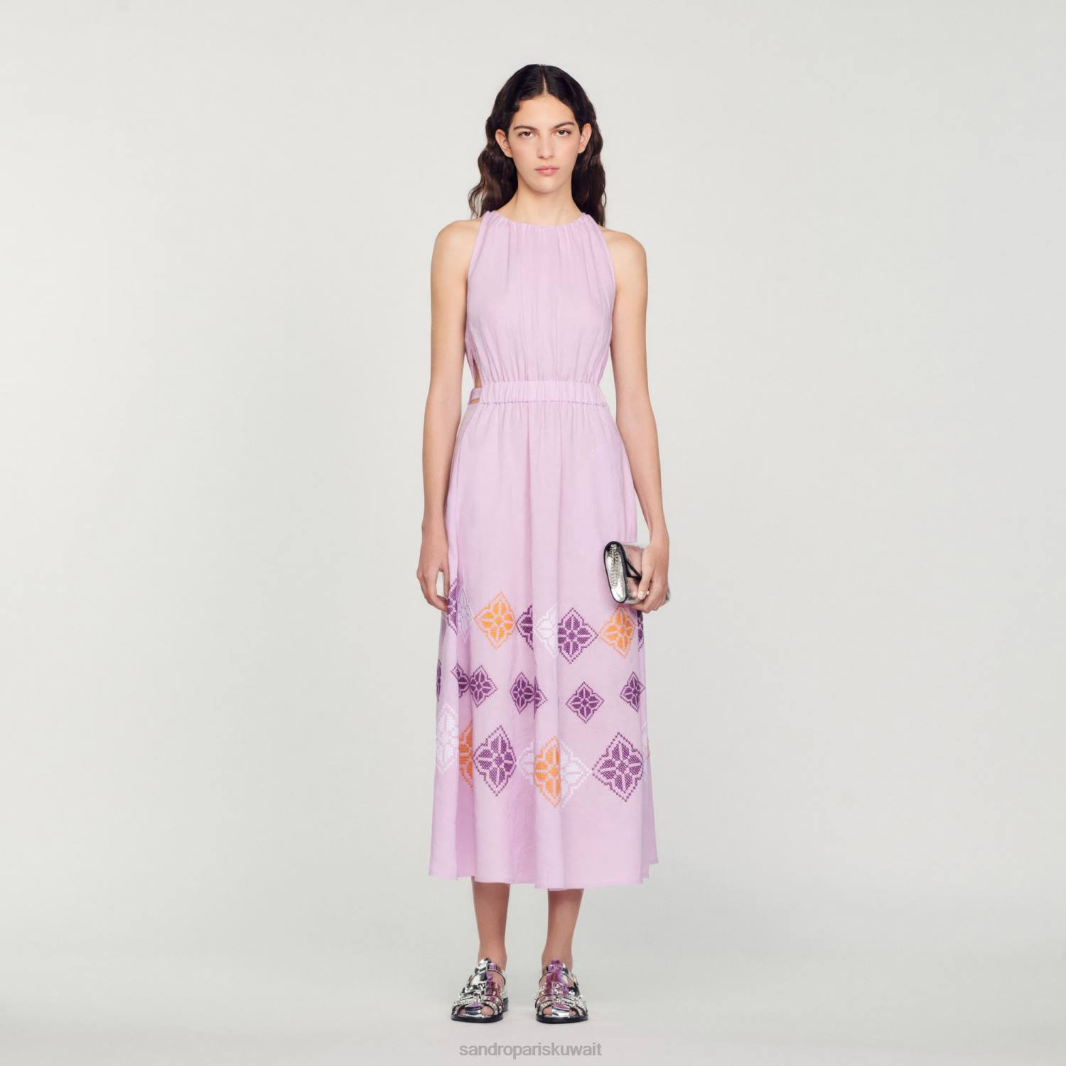 ثياب Sandro Paris فستان طويل من الكتان المطرز خبازي نحيف ZJ00220