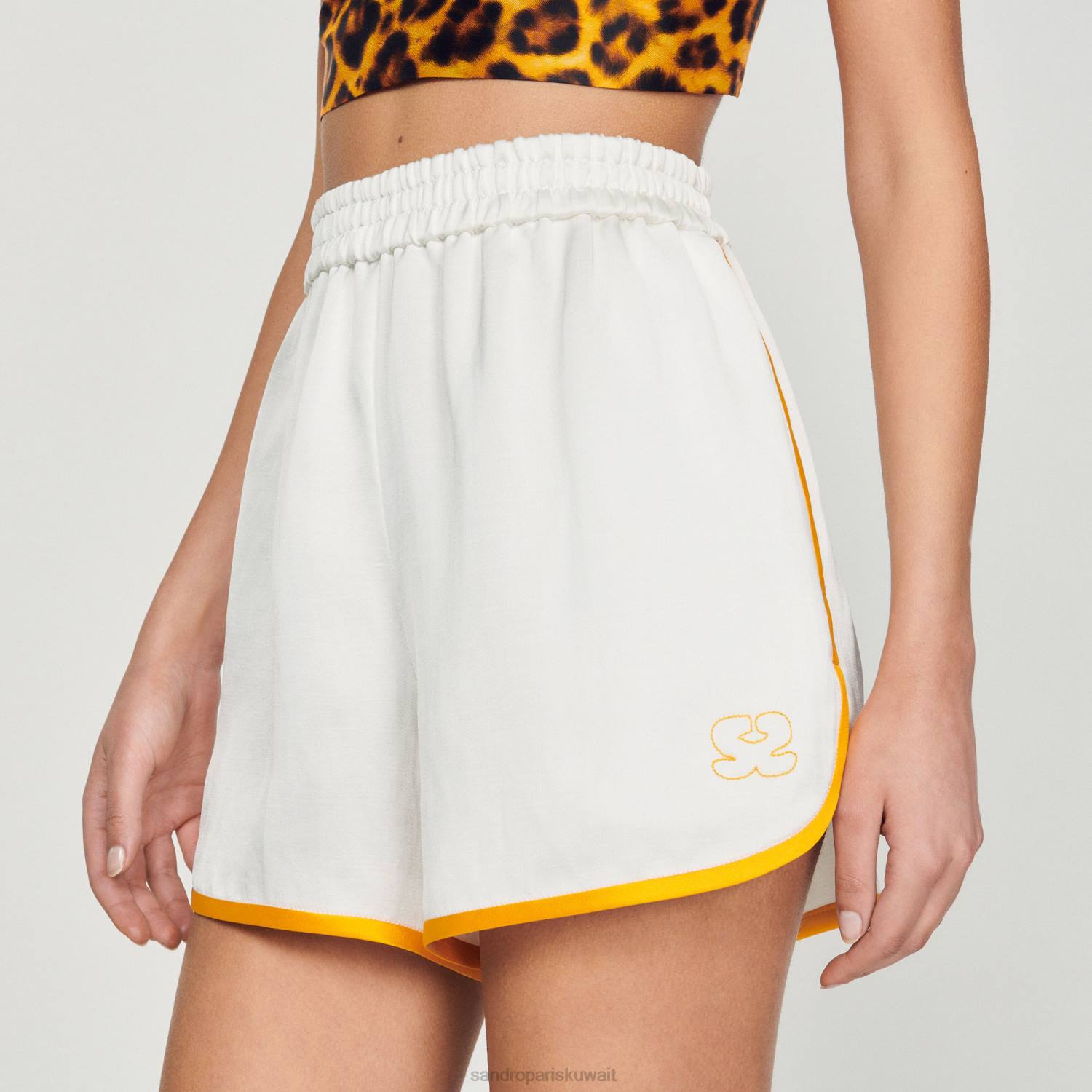 ثياب Sandro Paris شورت واسع بيج فاتح نحيف ZJ00221