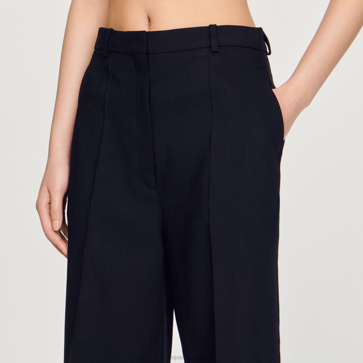 ثياب Sandro Paris شورت برمودا بقصة مستقيمة أسود نحيف ZJ00226