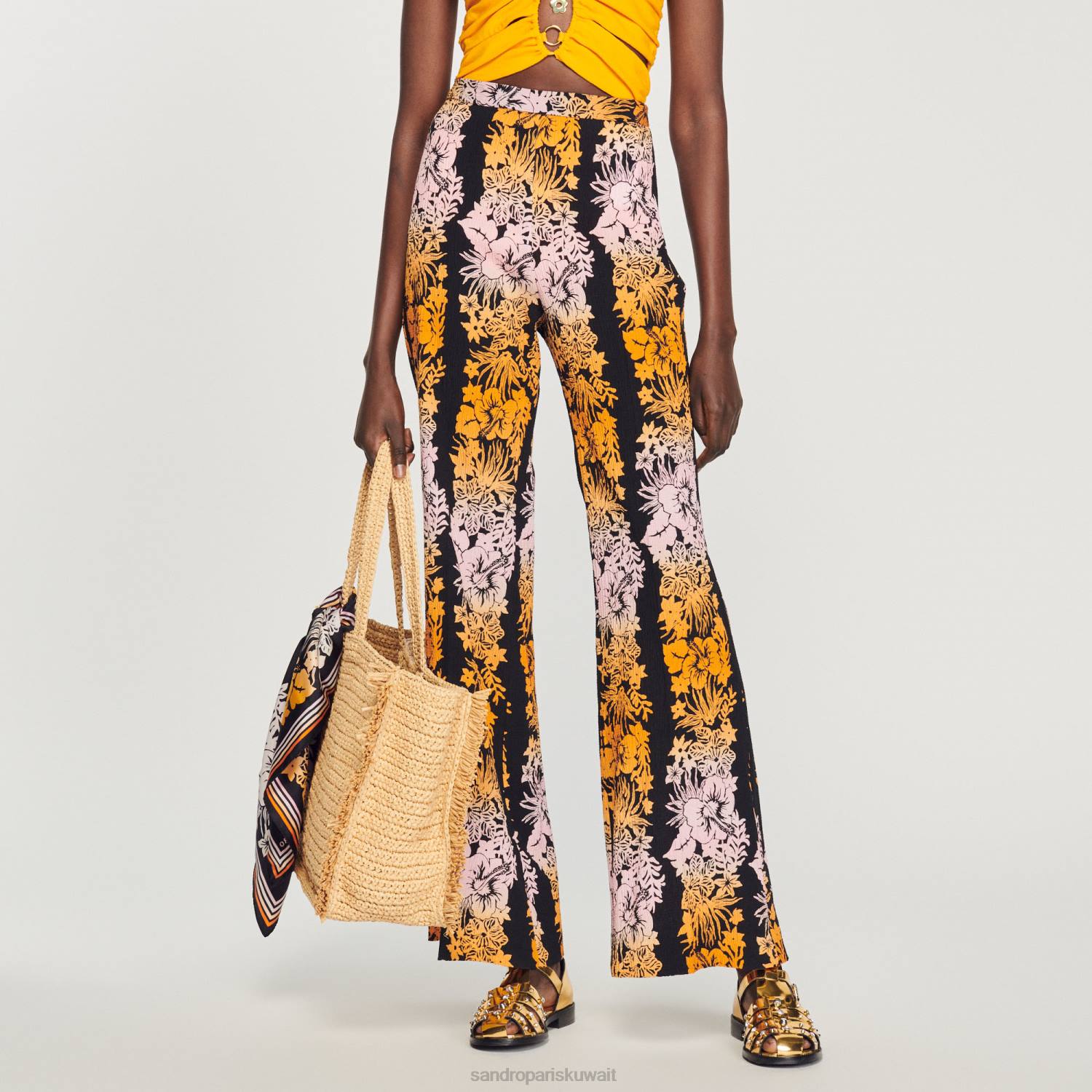 ثياب Sandro Paris بنطال فضفاض بطباعة هاواي أسود نحيف ZJ00273