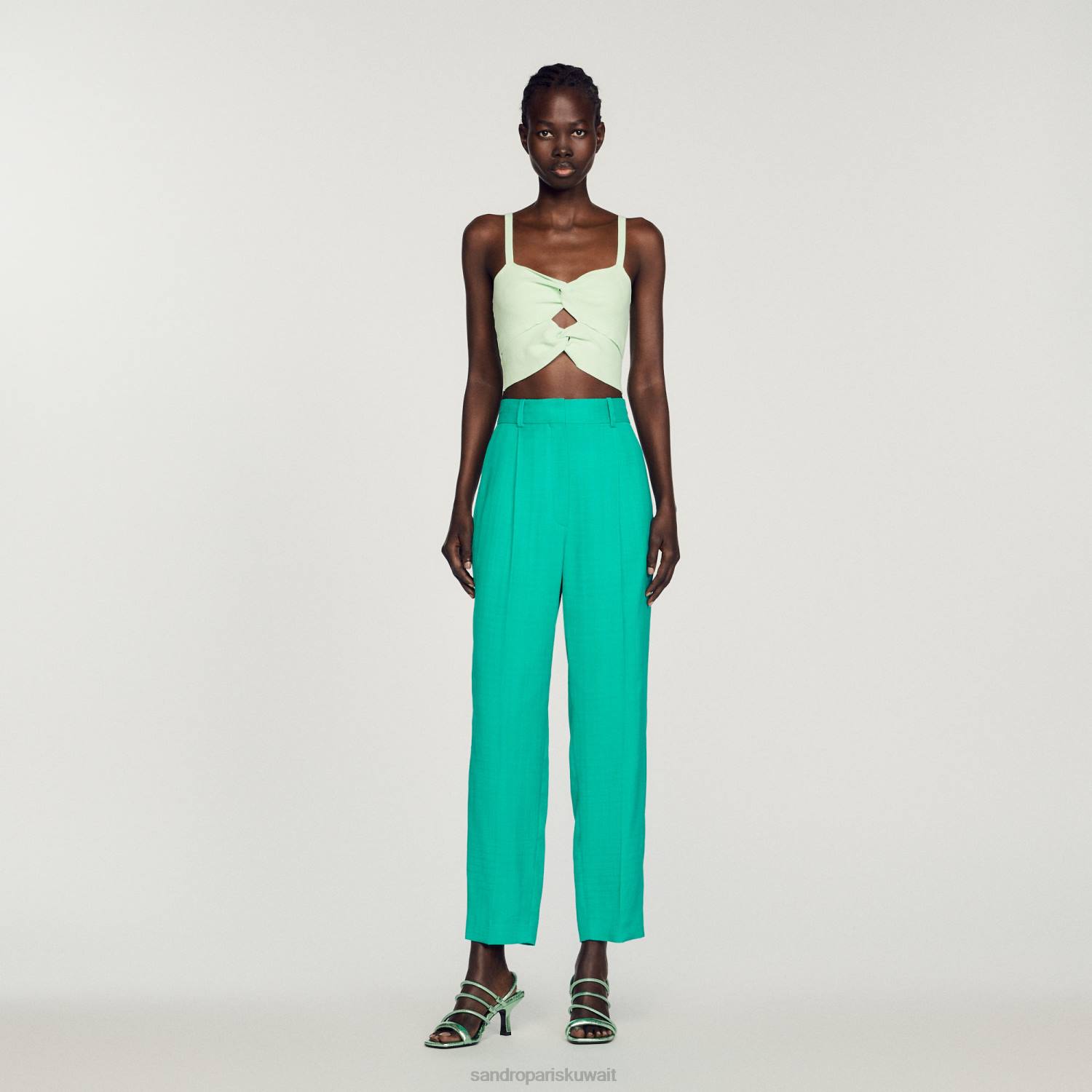 ثياب Sandro Paris بنطال مستقيم الأرجل إيمورود الأخضر نحيف ZJ00280