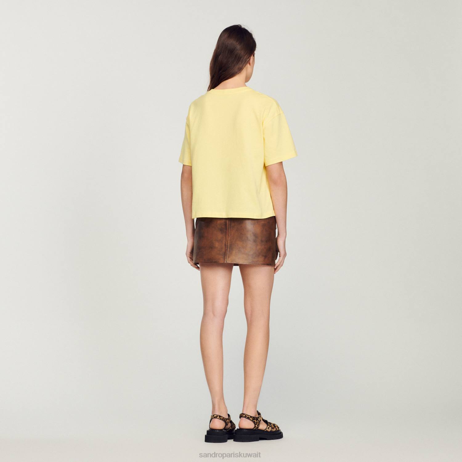 ثياب Sandro Paris اقتصاص فضفاض تي شيرت لون واحد نحيف ZJ00297
