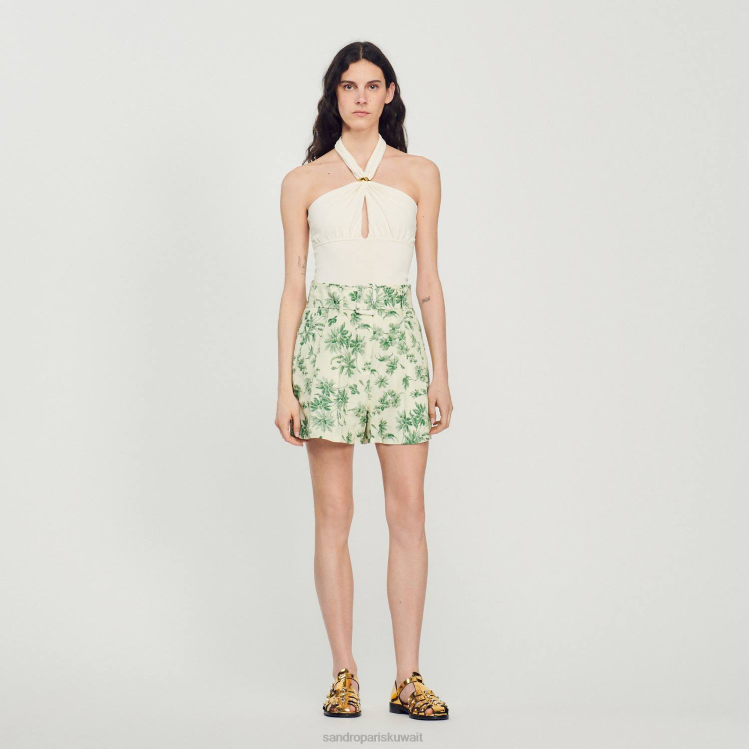 ثياب Sandro Paris شورت فضفاض مطبوع عليه شجرة النخيل بيج فاتح - أخضر نحيف ZJ00345