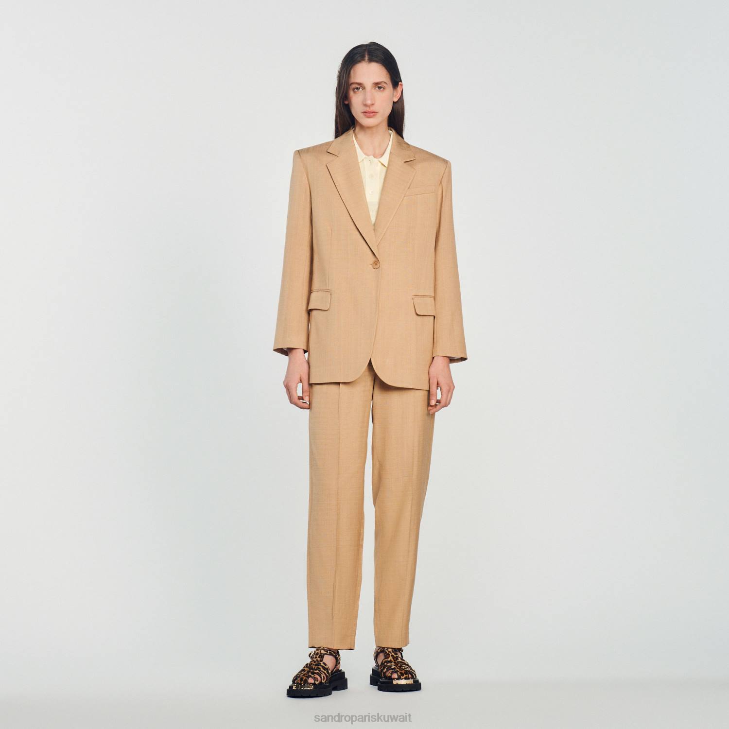 ثياب Sandro Paris سترة مصممة اللون البيج نحيف ZJ00375