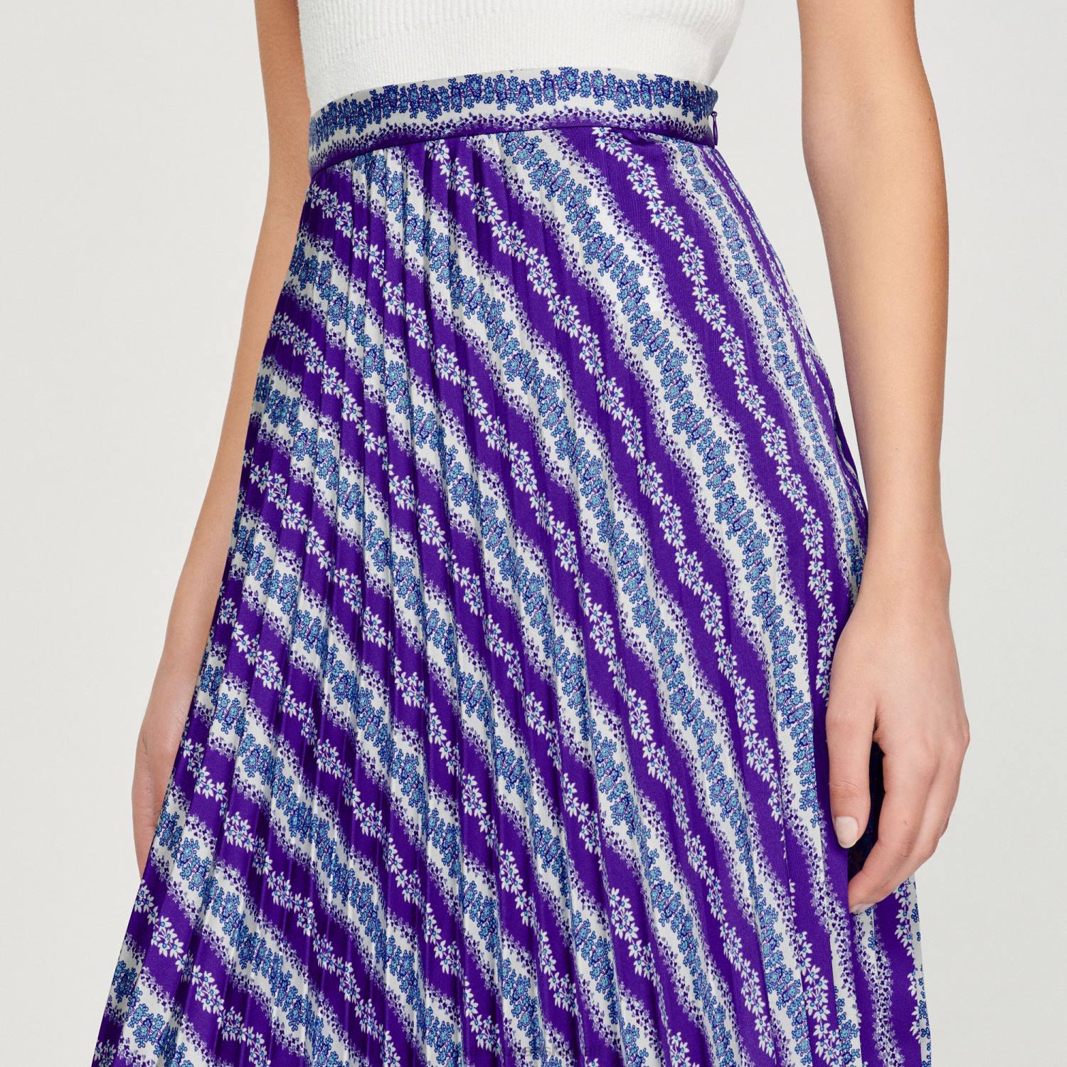 ثياب Sandro Paris تنورة طويلة مطبوعة أرجواني/أزرق نحيف ZJ00391