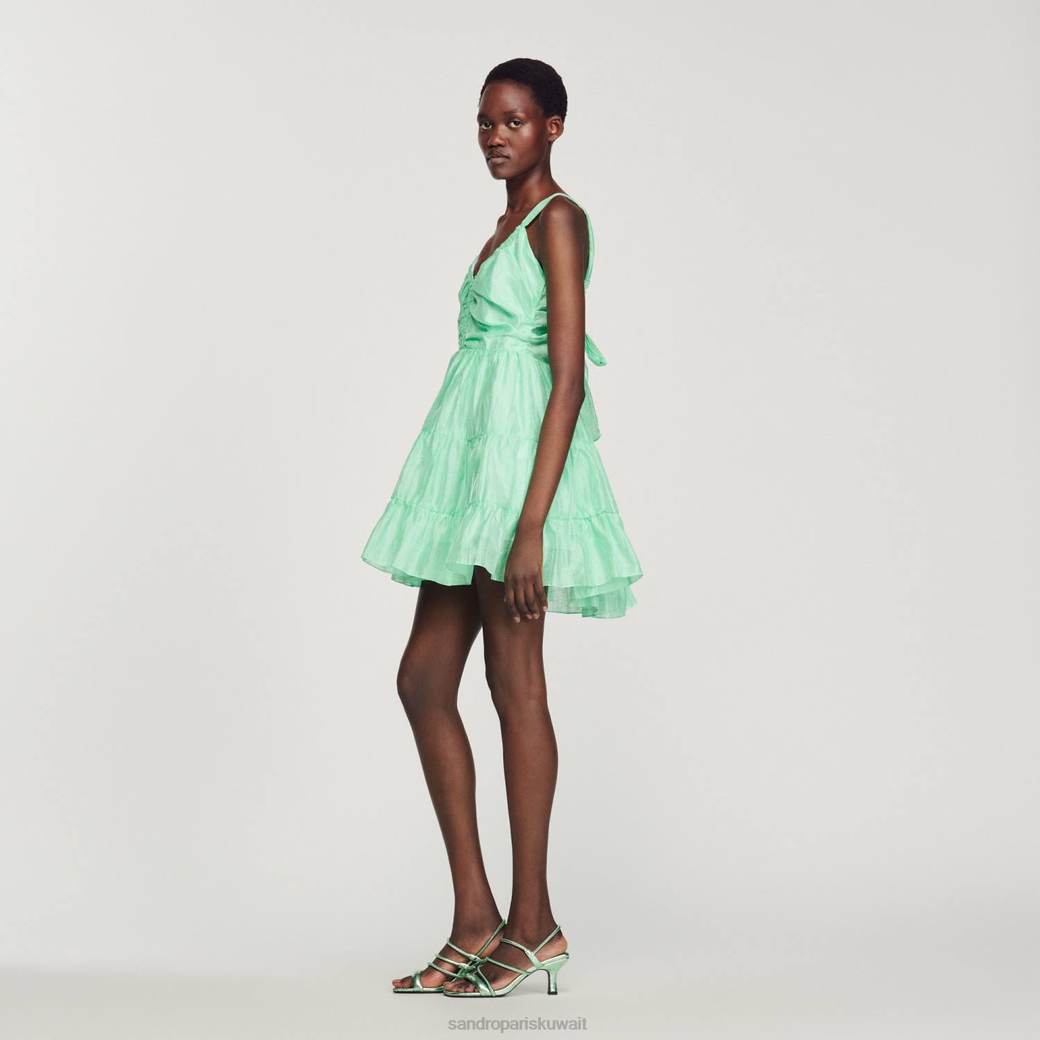 ثياب Sandro Paris فستان قصير كشكش أخضر نحيف ZJ00401