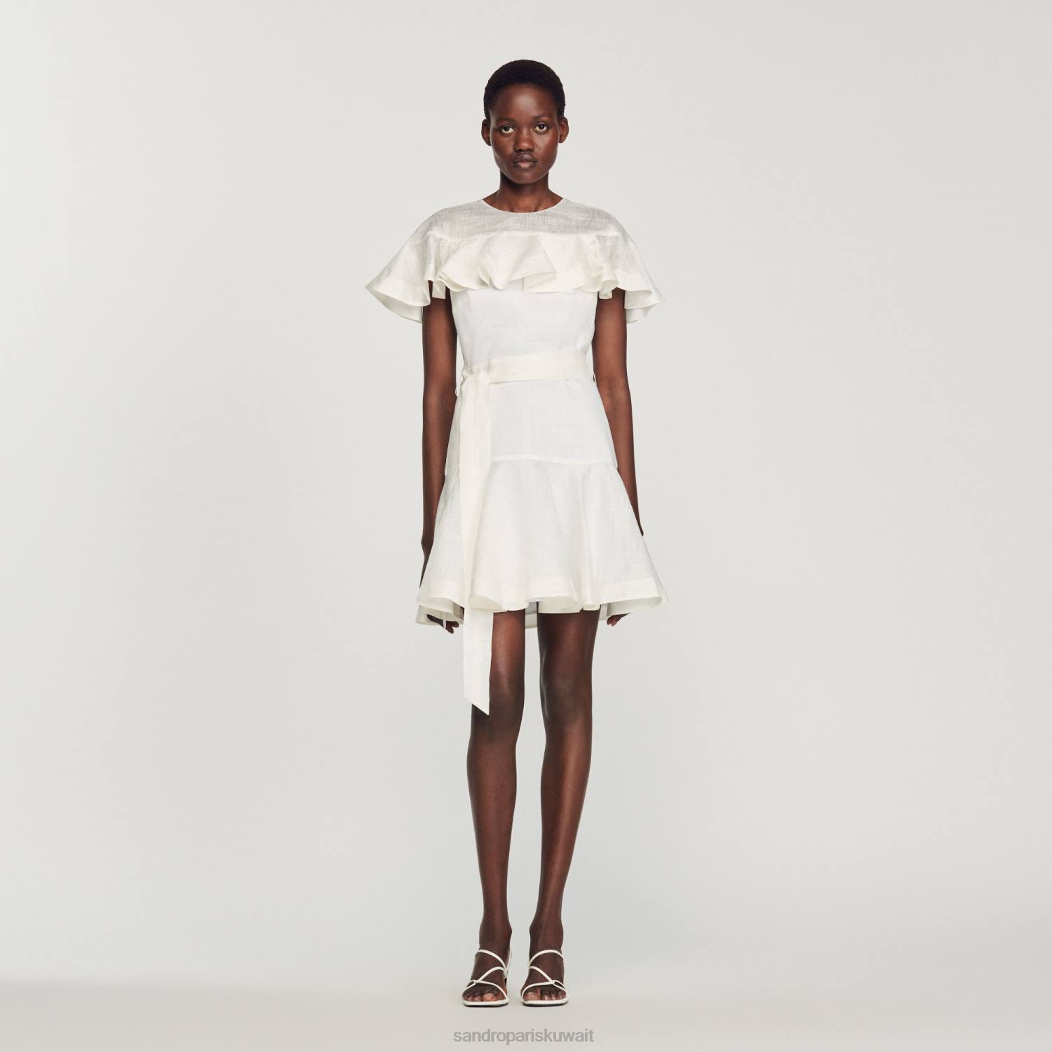 ثياب Sandro Paris فستان قصير مع الكشكشة أبيض نحيف ZJ00409