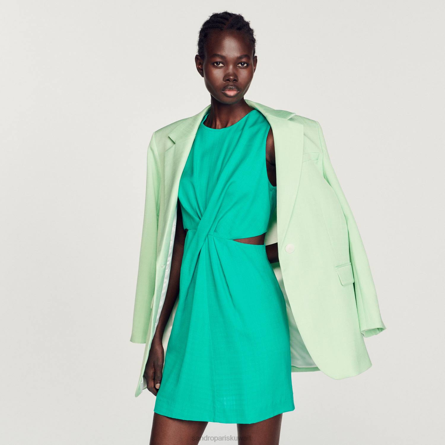 ثياب Sandro Paris فستان قصير مع فتحات إيمورود الأخضر نحيف ZJ00417