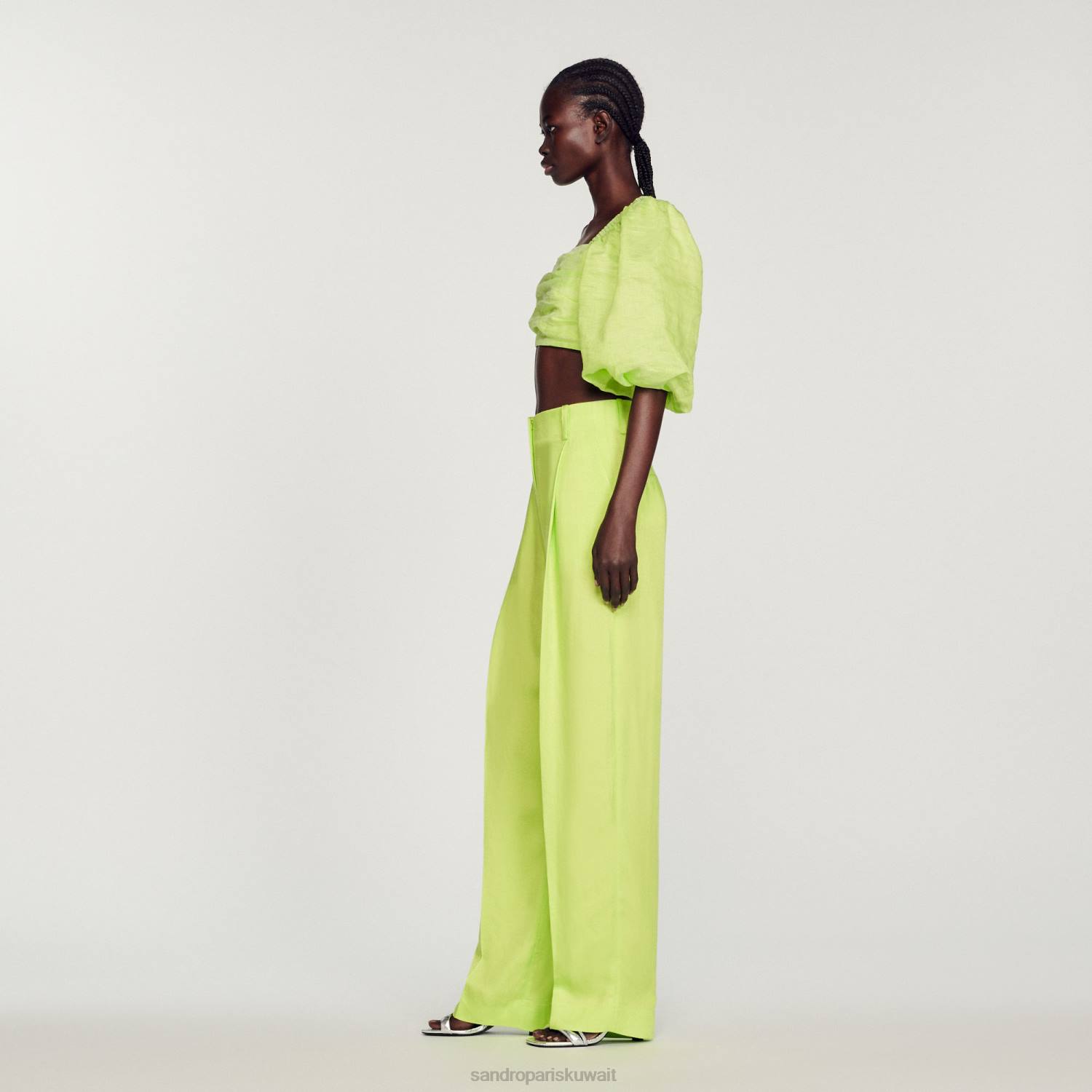 ثياب Sandro Paris قمة المحاصيل المجمعة اليانسون نحيف ZJ00430