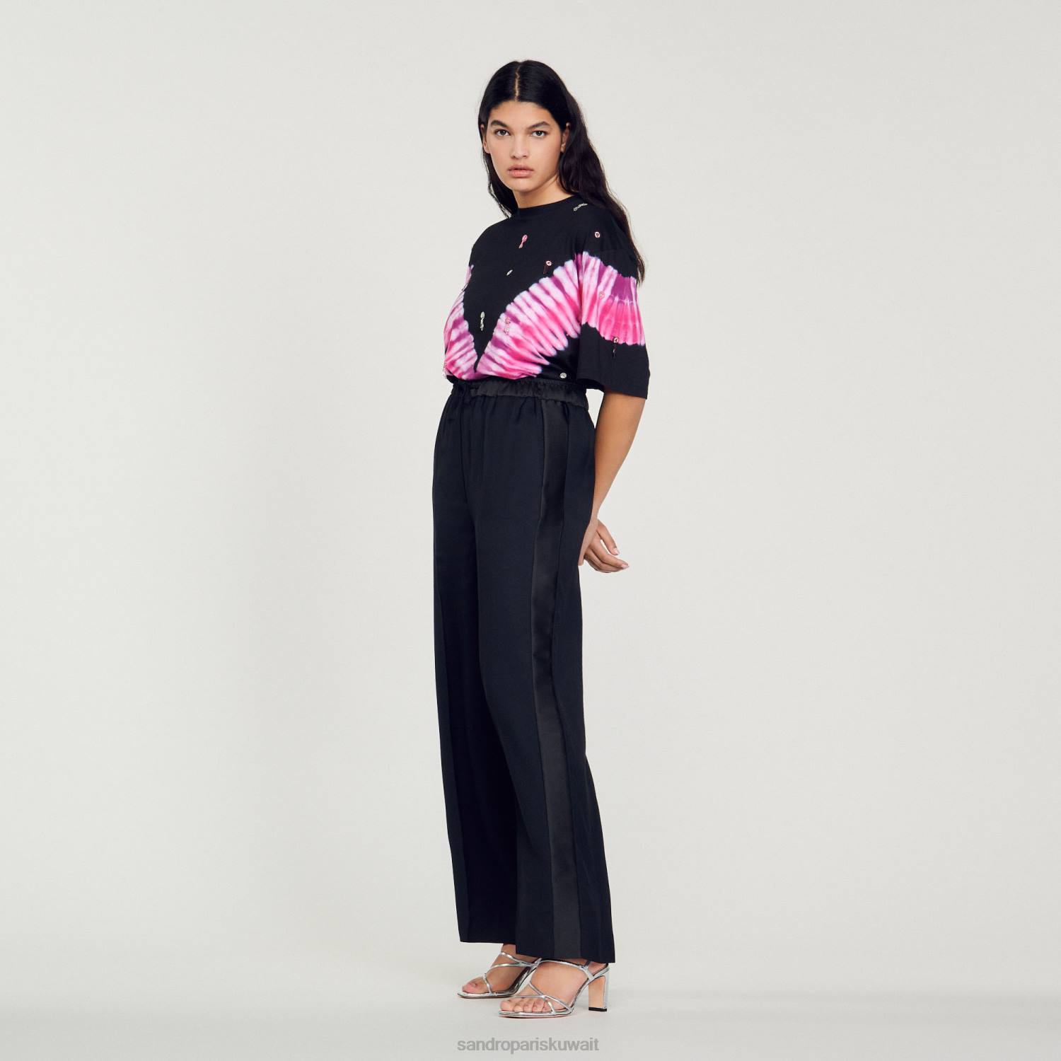 ثياب Sandro Paris بنطال واسع بخطوط جانبية من الساتان أسود نحيف ZJ00438