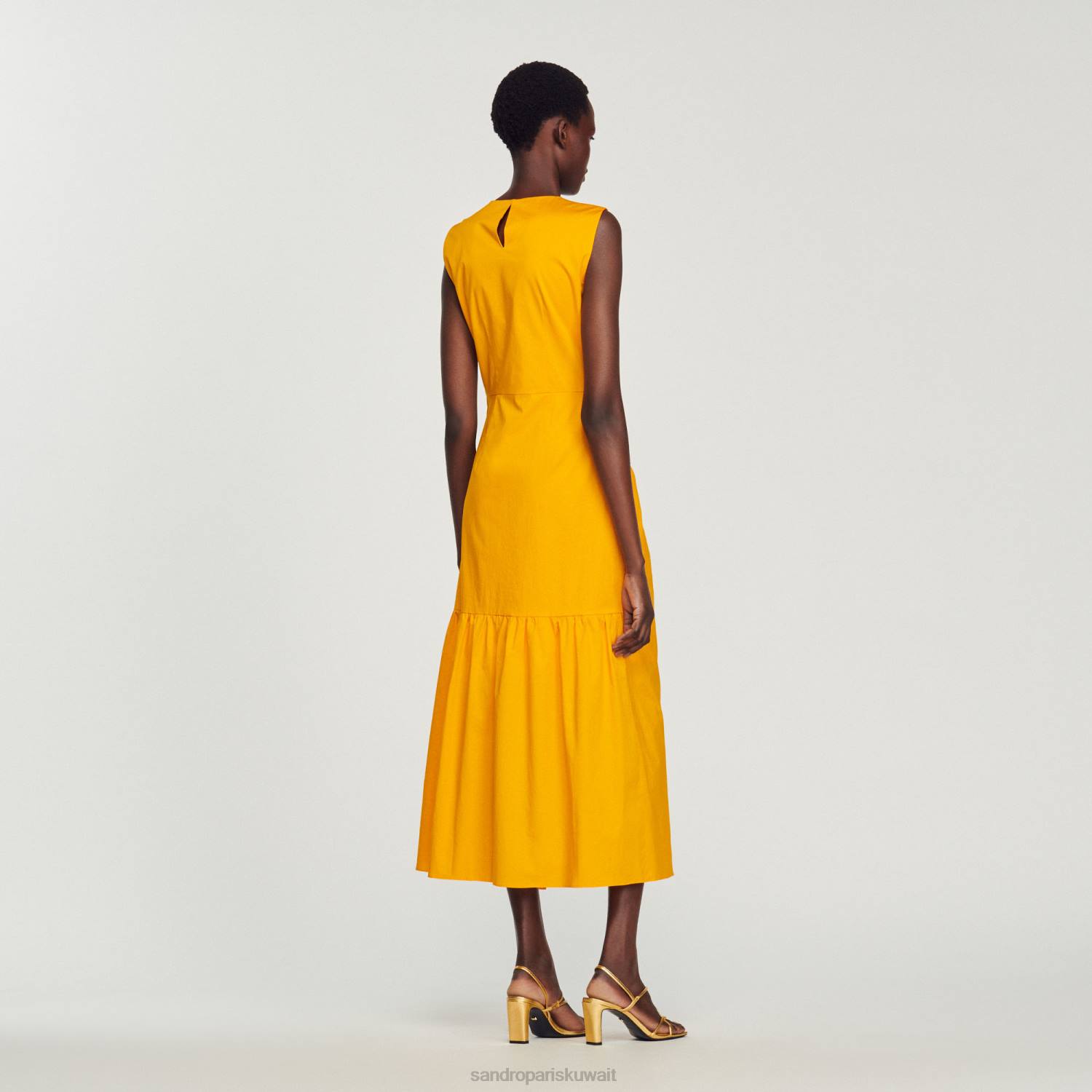 ثياب Sandro Paris فستان طويل ومجمع البرتقال الحمضي نحيف ZJ00445