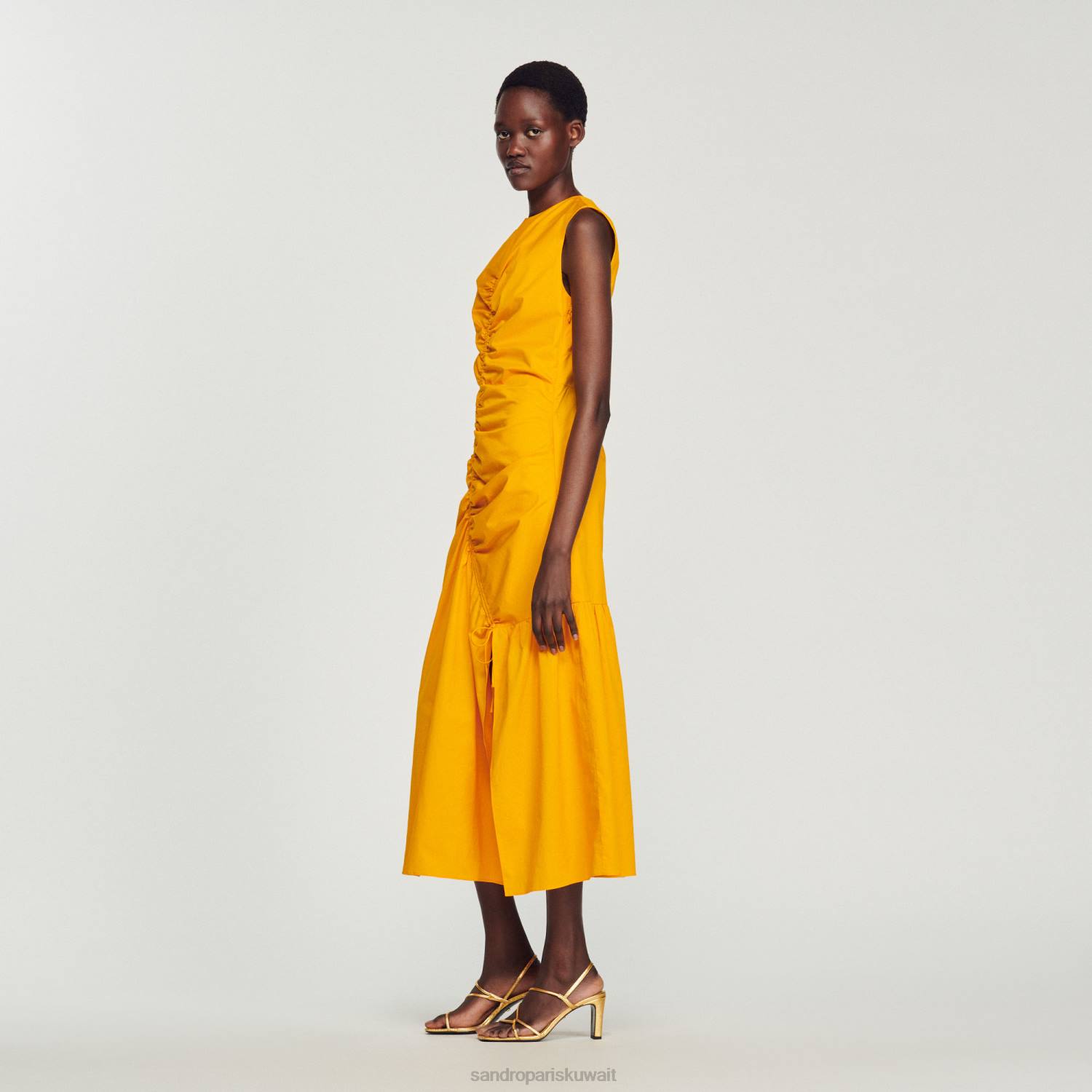 ثياب Sandro Paris فستان طويل ومجمع البرتقال الحمضي نحيف ZJ00445