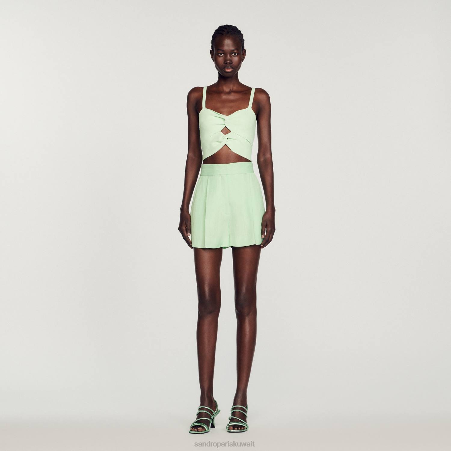 ثياب Sandro Paris شورت واسع الساق اخضر فاتح نحيف ZJ00456