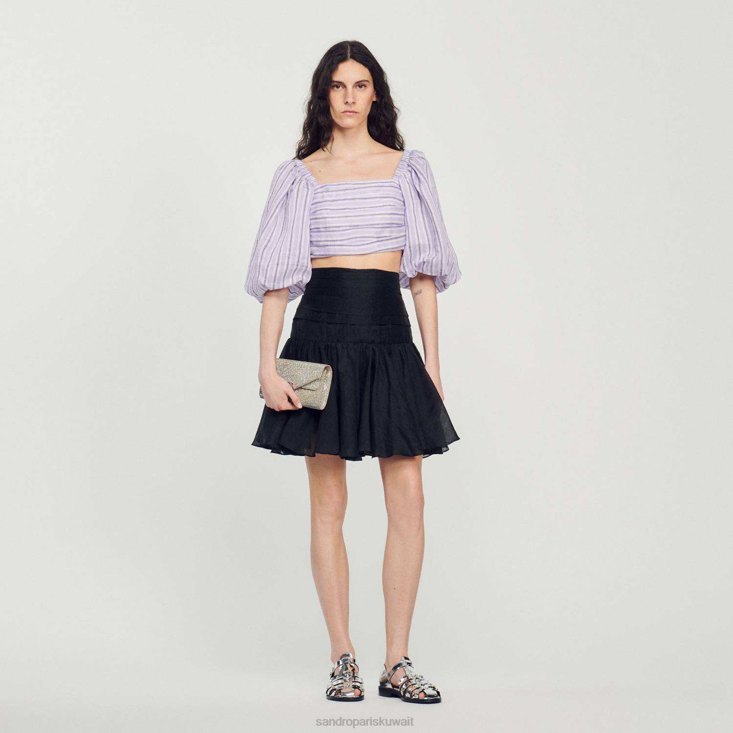 ثياب Sandro Paris أعلى المحاصيل مخطط أرجواني / أسود نحيف ZJ00458