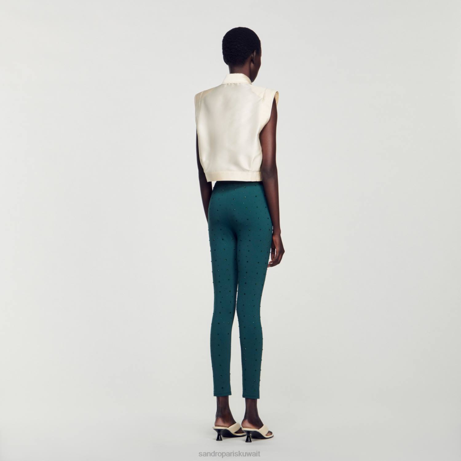 ثياب Sandro Paris قميص الساتان اقتصاص اللون البيج نحيف ZJ0054