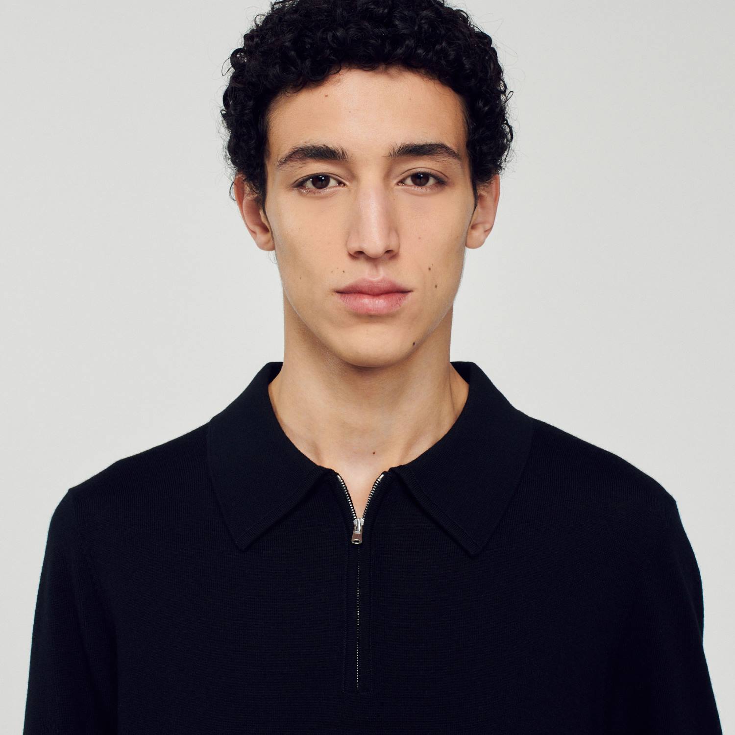 ثياب Sandro Paris سترة بولو محبوكة أسود رجال ZJ00643