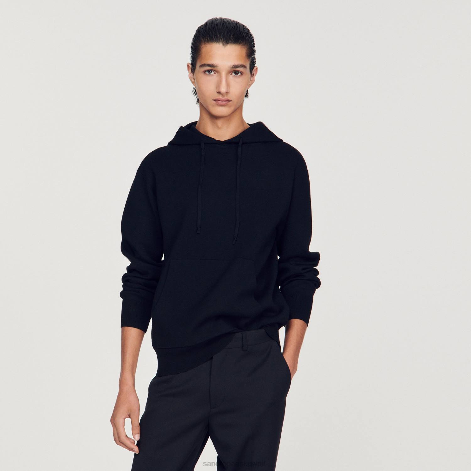 ثياب Sandro Paris هوديي متماسكة أسود رجال ZJ00659