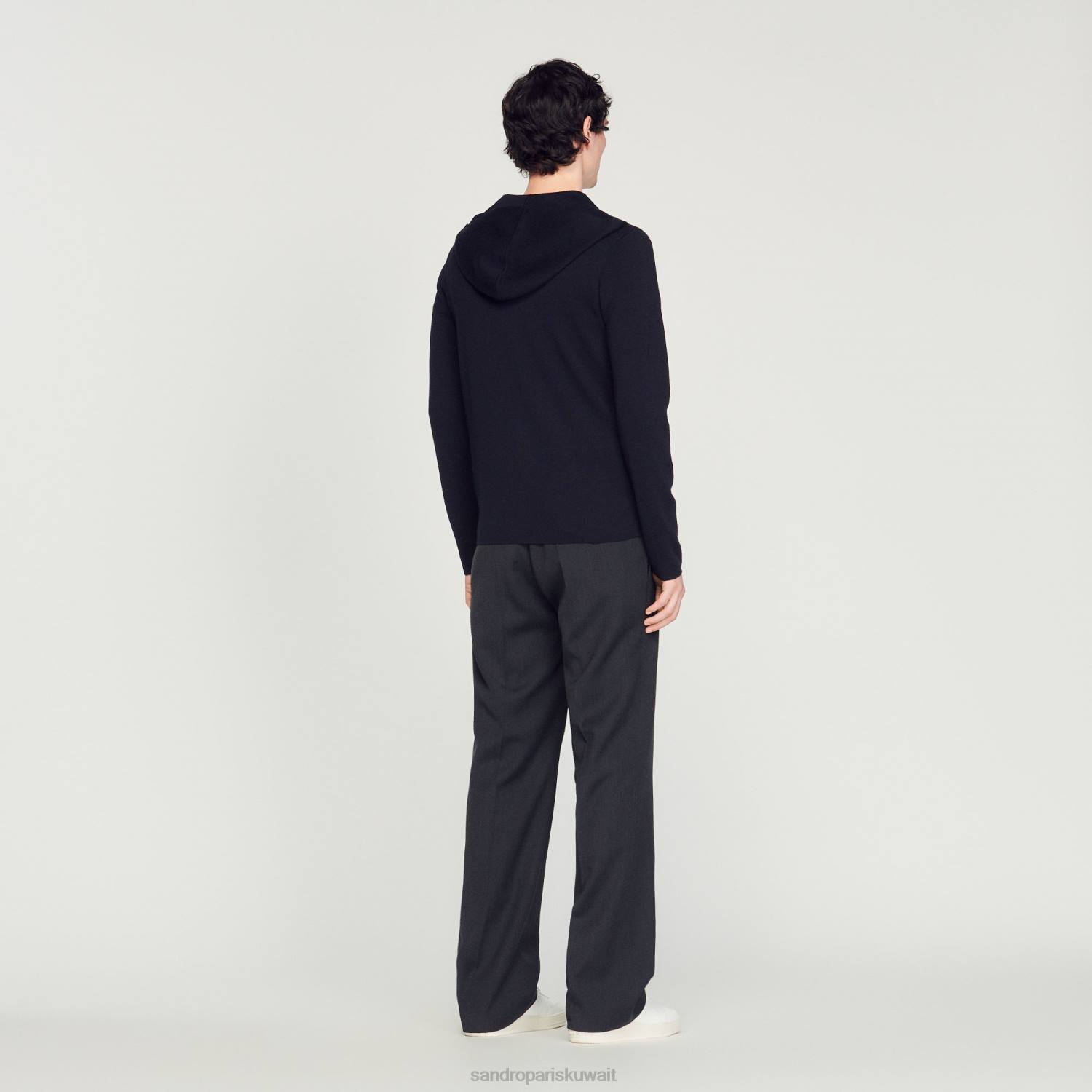 ثياب Sandro Paris سترة مضغوطة مع غطاء محرك السيارة الأزرق الداكن رجال ZJ00673