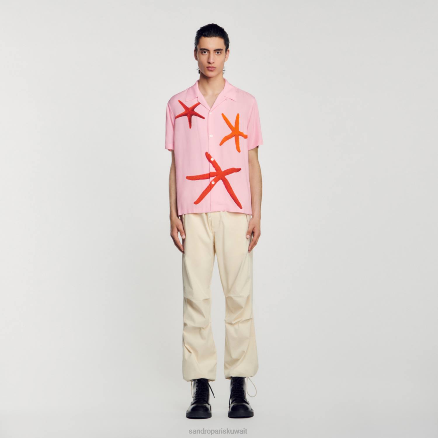 ثياب Sandro Paris قميص مطبوع عليه نجم البحر لون القرنفل رجال ZJ00679