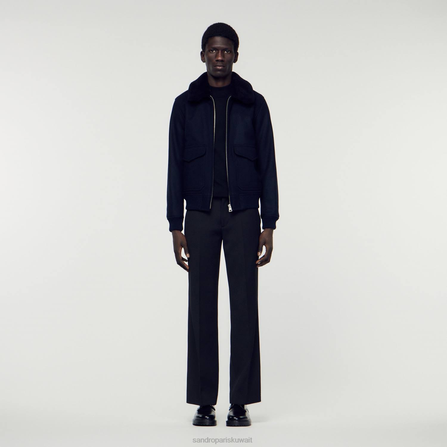 ثياب Sandro Paris سترة طيار مع طوق جلد الغنم الأزرق الداكن رجال ZJ00680