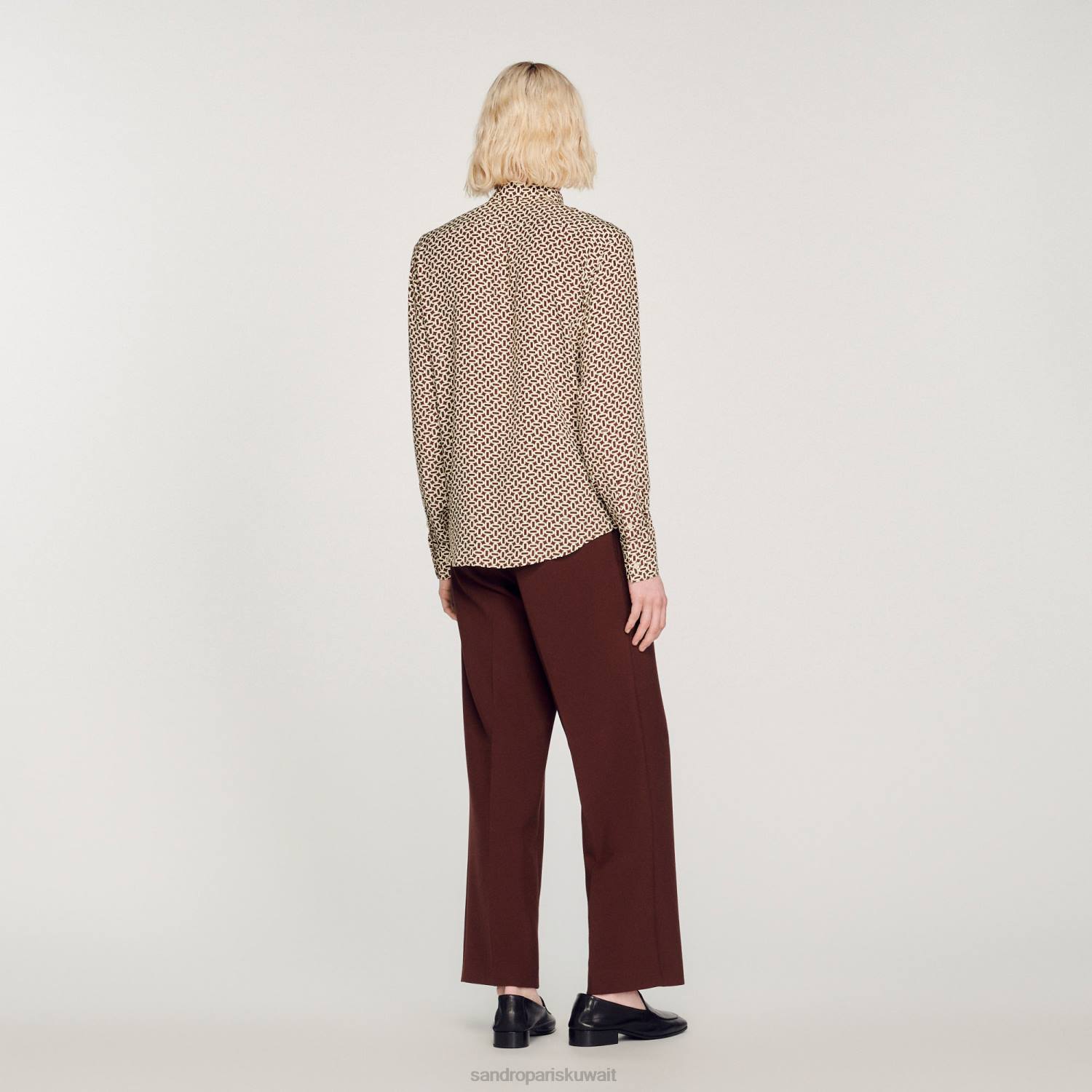 ثياب Sandro Paris قميص متدفق مطبوع لون واحد رجال ZJ00725