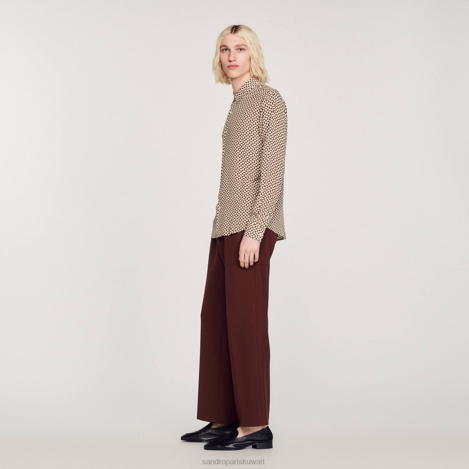 ثياب Sandro Paris قميص متدفق مطبوع لون واحد رجال ZJ00725