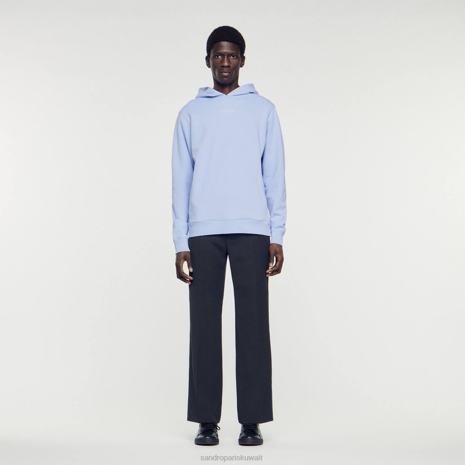 ثياب Sandro Paris سترة مقنعين مع شعار المطاط لون واحد رجال ZJ00736