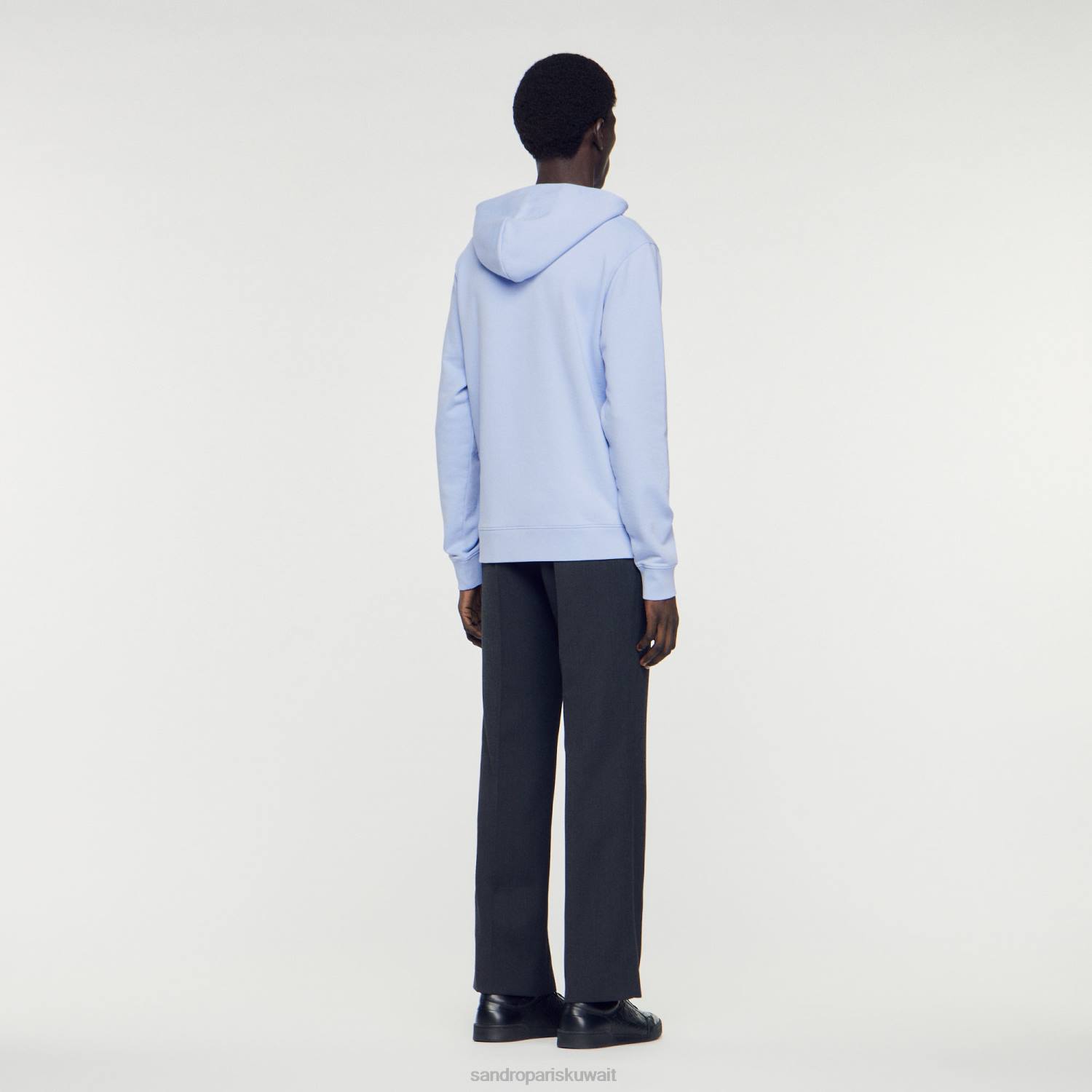 ثياب Sandro Paris سترة مقنعين مع شعار المطاط لون واحد رجال ZJ00736