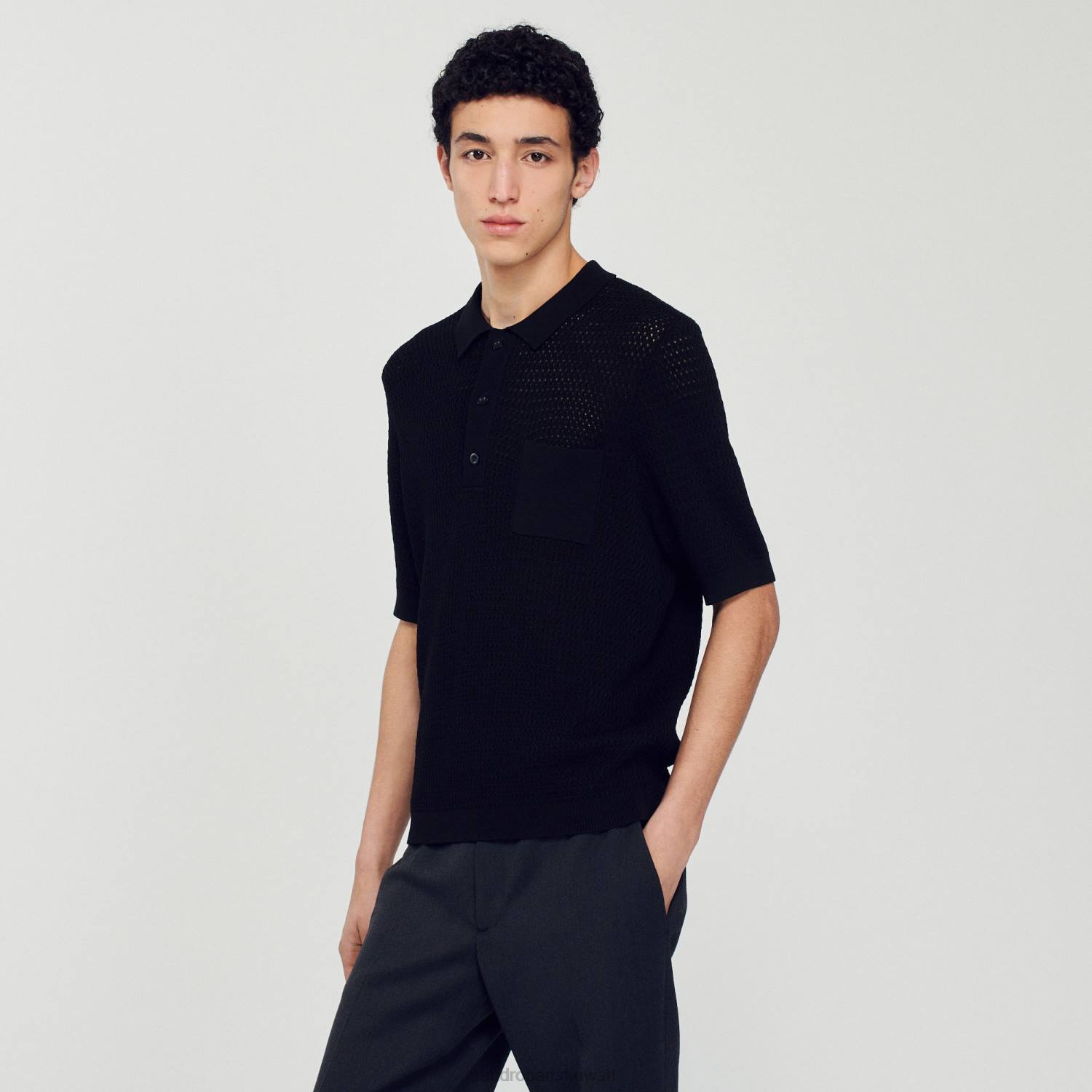 ثياب Sandro Paris سترة بولو بأكمام قصيرة أسود رجال ZJ00748