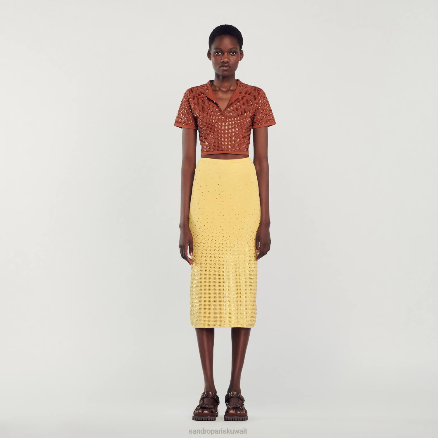 ثياب Sandro Paris تنورة ميدي مزينة بحجر الراين أصفر نحيف ZJ0075