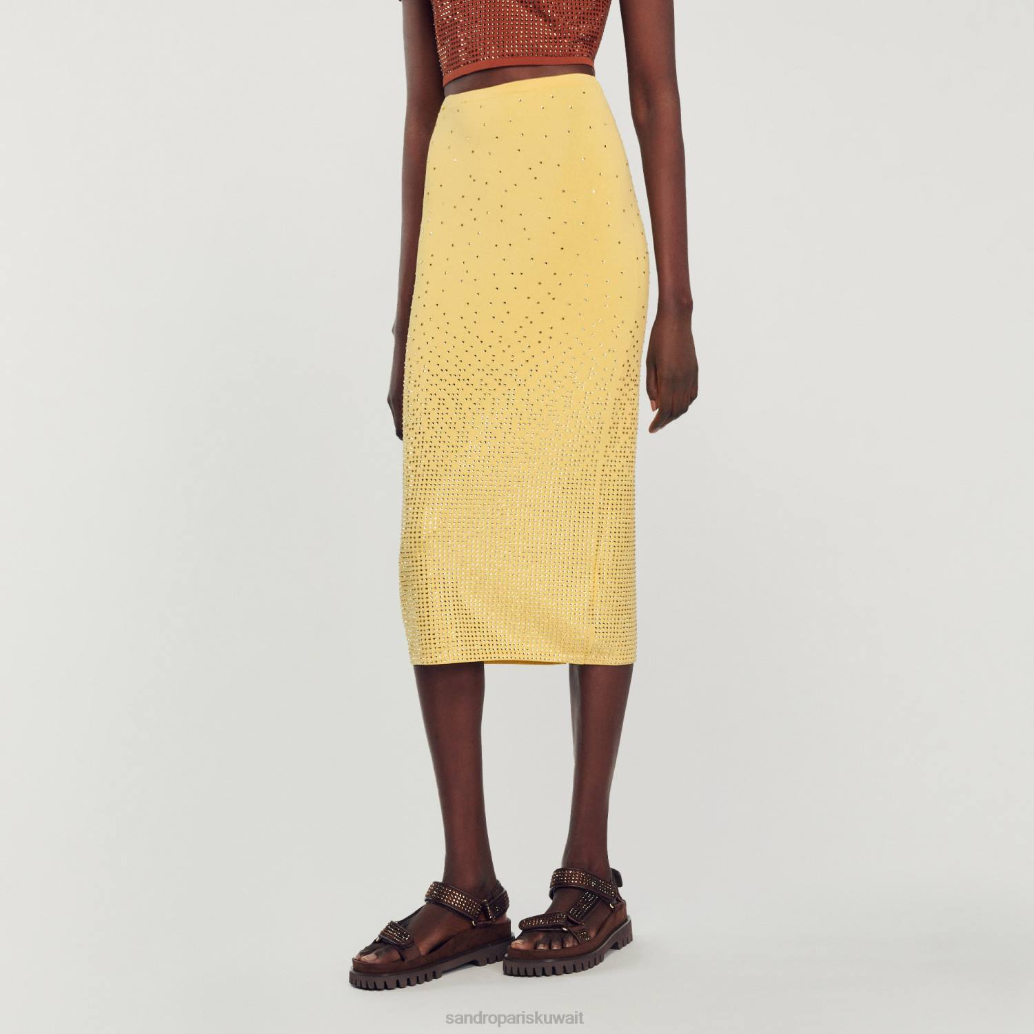 ثياب Sandro Paris تنورة ميدي مزينة بحجر الراين أصفر نحيف ZJ0075