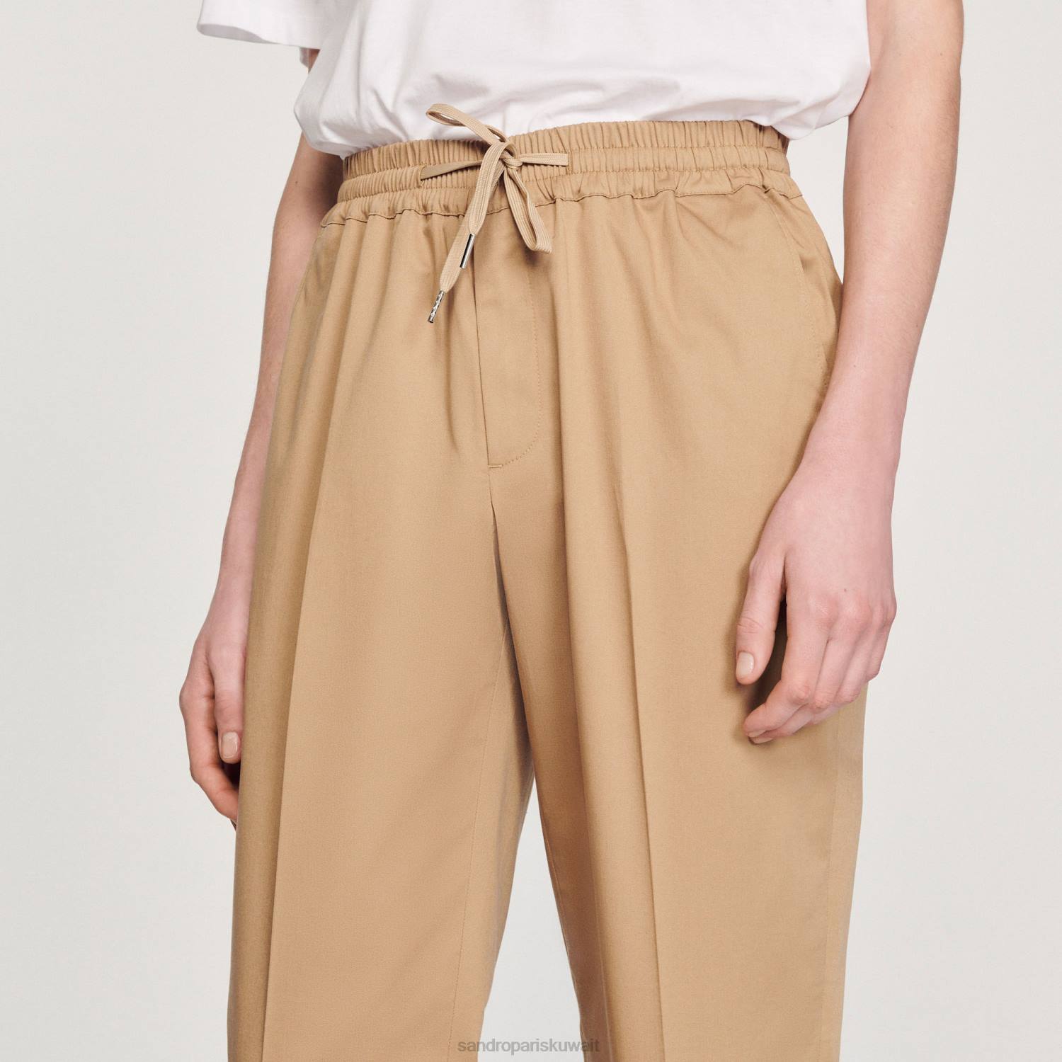ثياب Sandro Paris بنطال مطاطي بقصة مستقيمة اللون البيج رجال ZJ00761