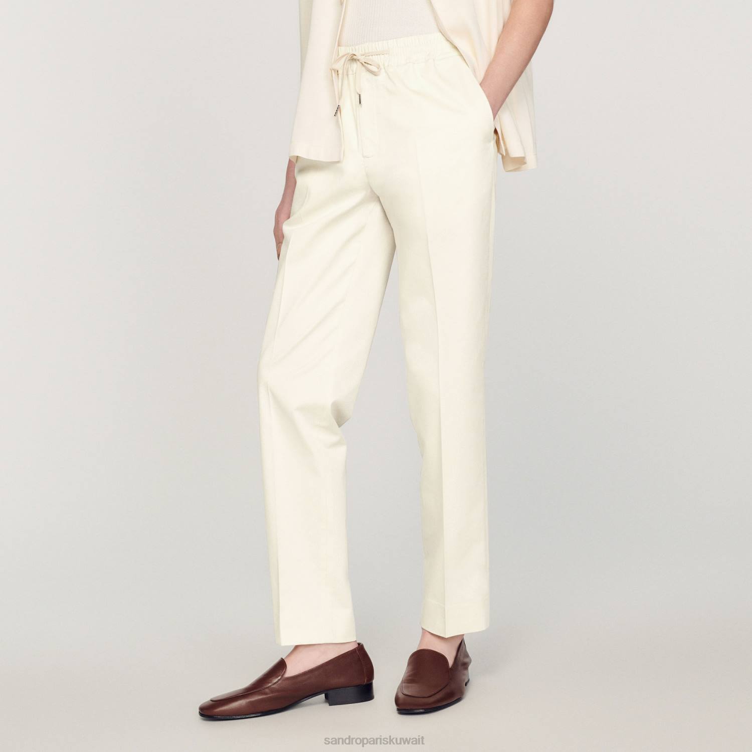 ثياب Sandro Paris بنطال مطاطي بقصة مستقيمة بيج فاتح رجال ZJ00777
