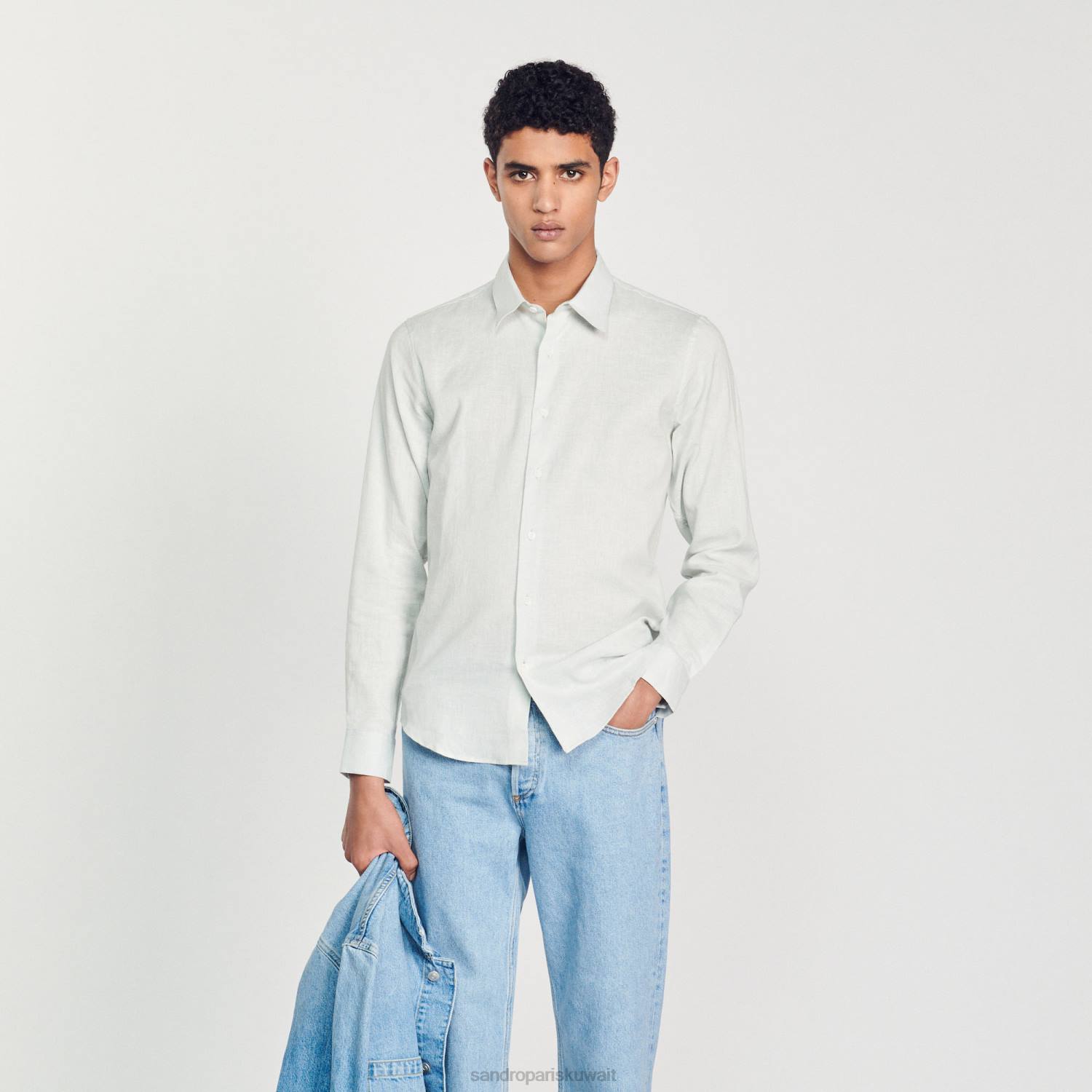 ثياب Sandro Paris قميص كلاسيكي أزرق فاتح رجال ZJ00778