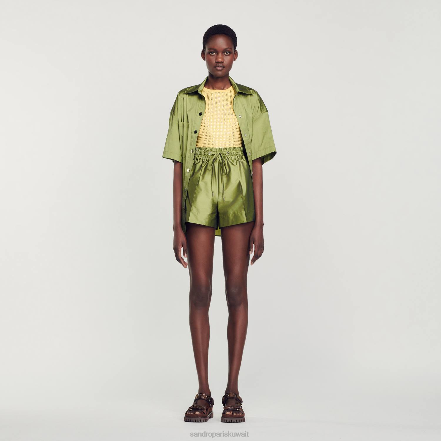 ثياب Sandro Paris شورت الساتان كاكي خفيف نحيف ZJ0078