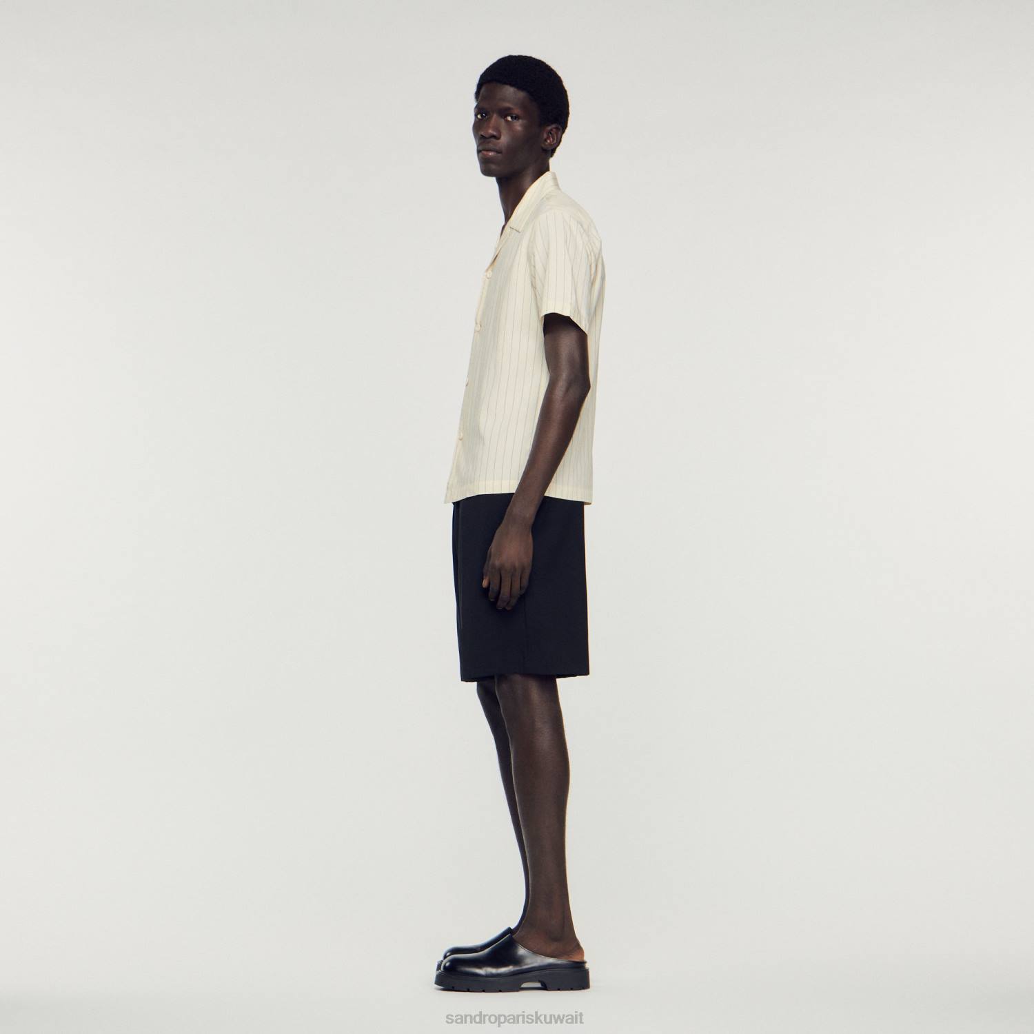 ثياب Sandro Paris قميص بأكمام قصيرة اللون البيج رجال ZJ00784