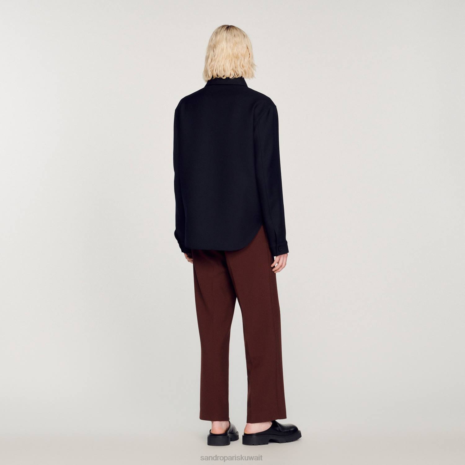 ثياب Sandro Paris قميص بأزرار الأزرق الداكن رجال ZJ00816