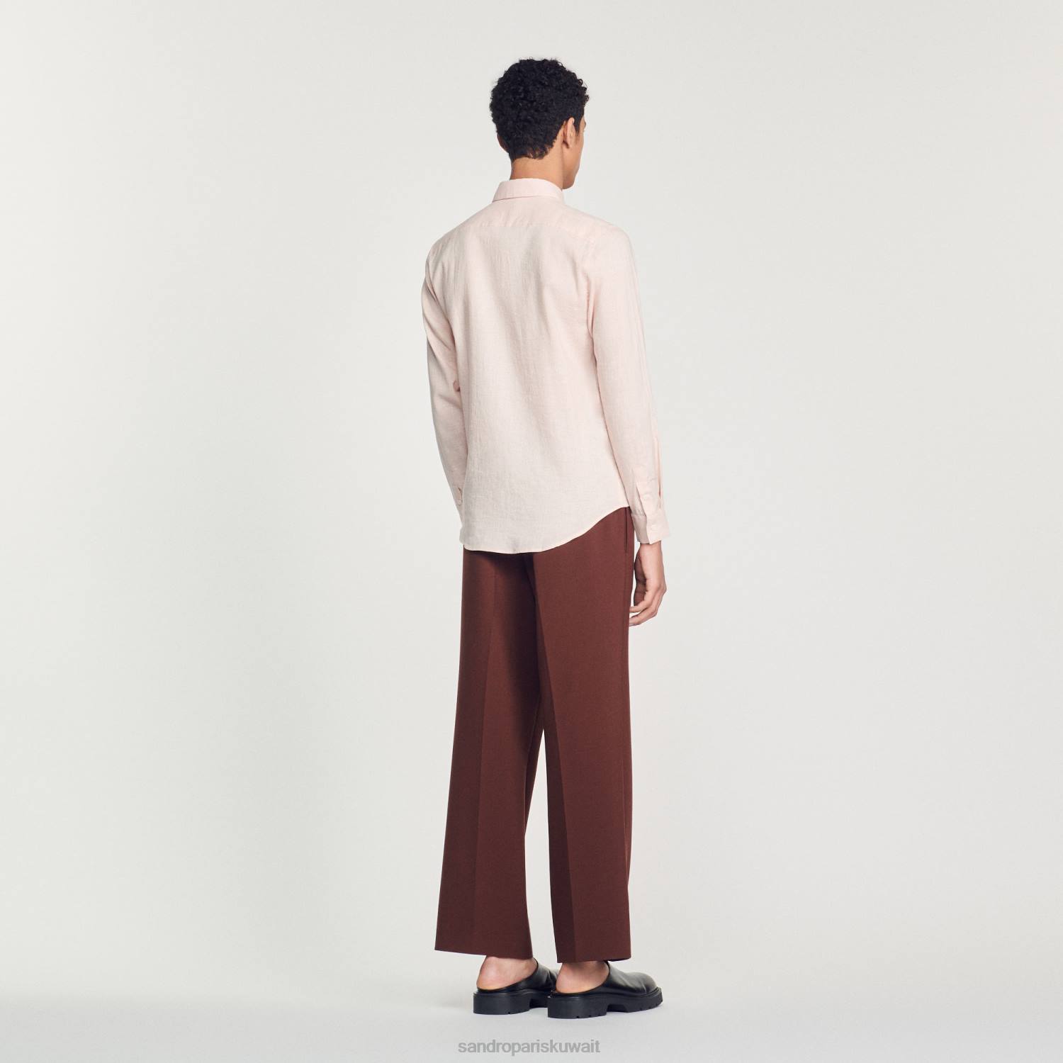 ثياب Sandro Paris قميص كلاسيكي وردي فاتح رجال ZJ00822
