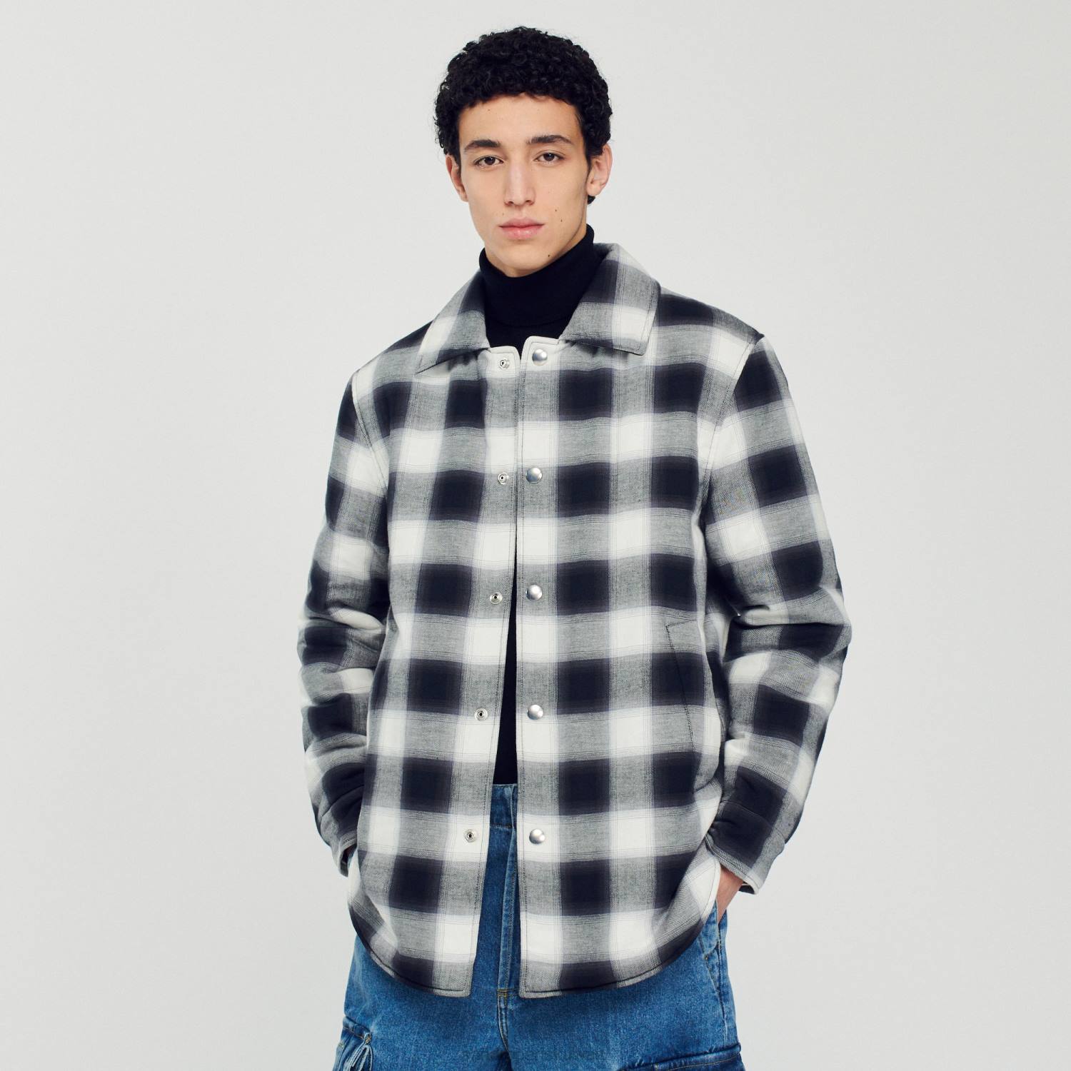 ثياب Sandro Paris سترة مبطنة أسود/أبيض رجال ZJ00829