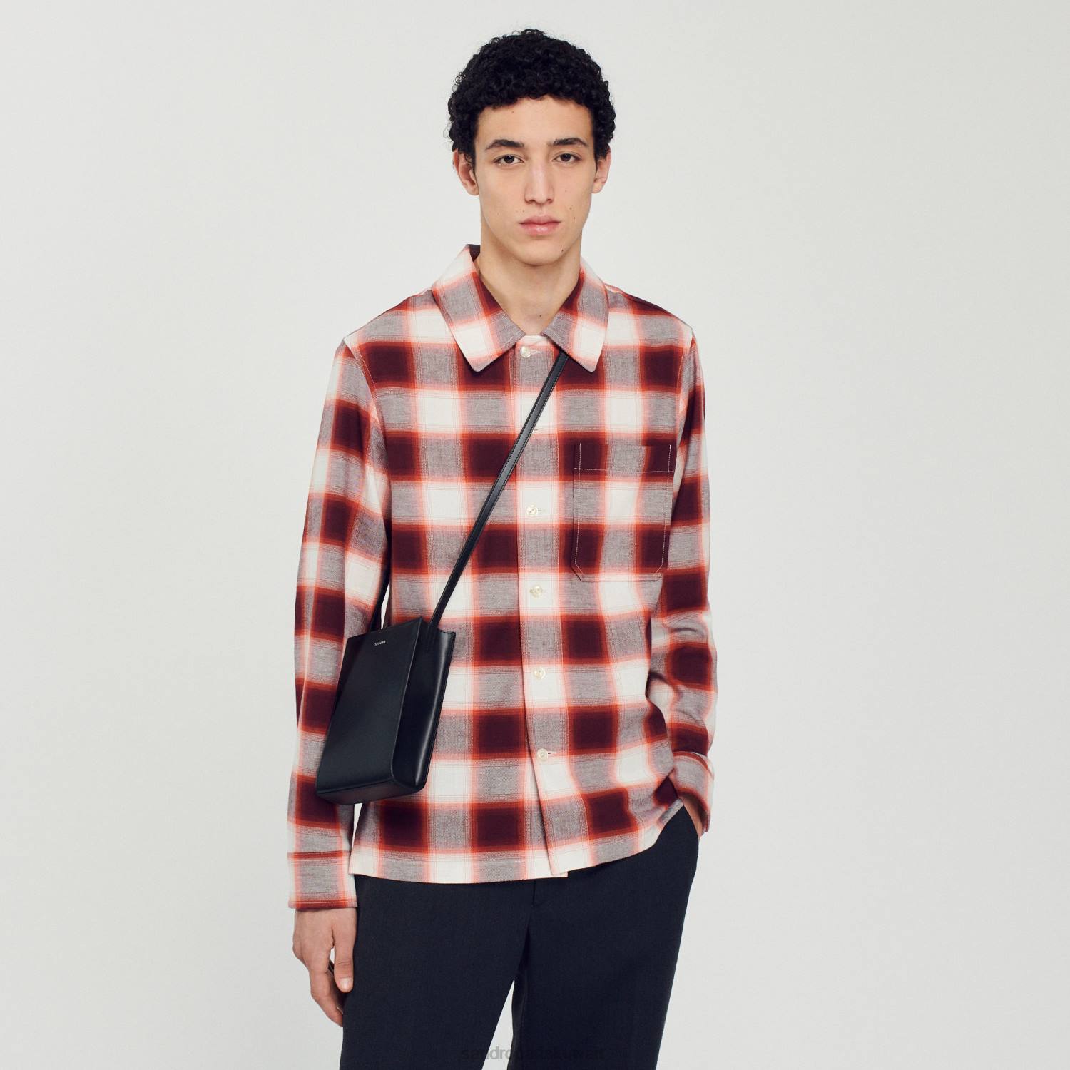 مُكَمِّلات Sandro Paris حقيبة جلدية صغيرة ناعمة أسود رجال ZJ00851