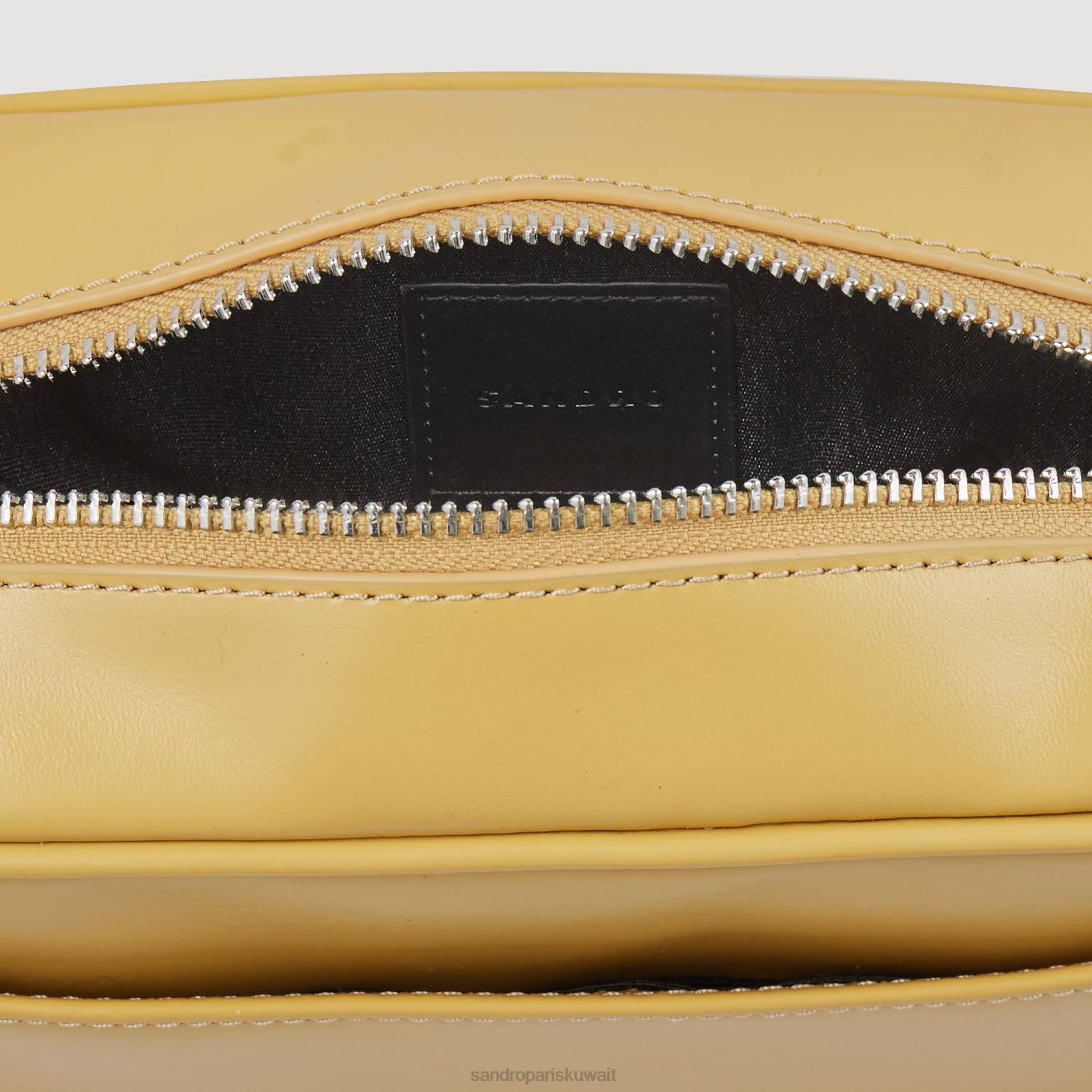 مُكَمِّلات Sandro Paris حقيبة جلدية صغيرة ناعمة اللون البيج رجال ZJ00859