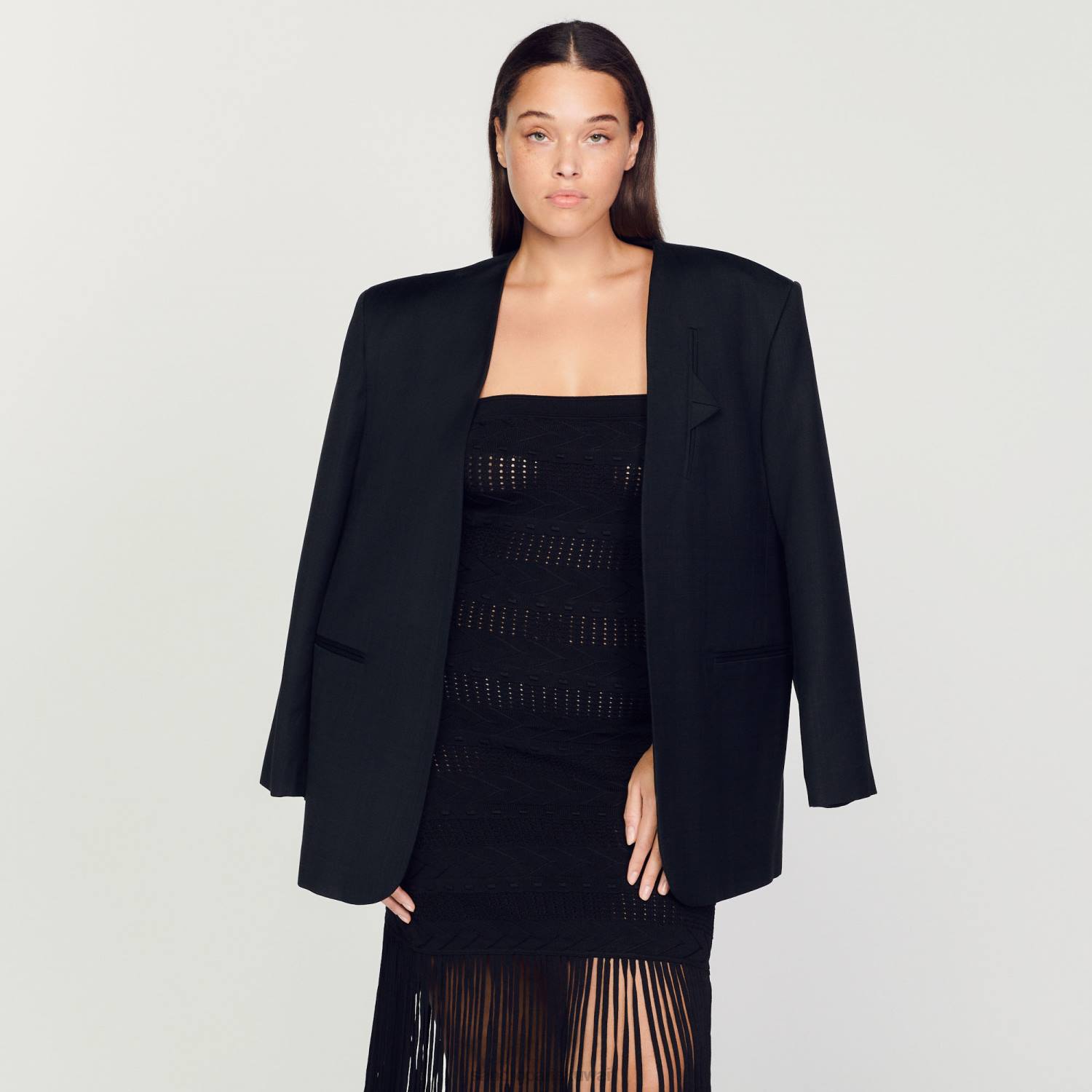 ثياب Sandro Paris فستان بوستير مهدب أسود نحيف ZJ0093